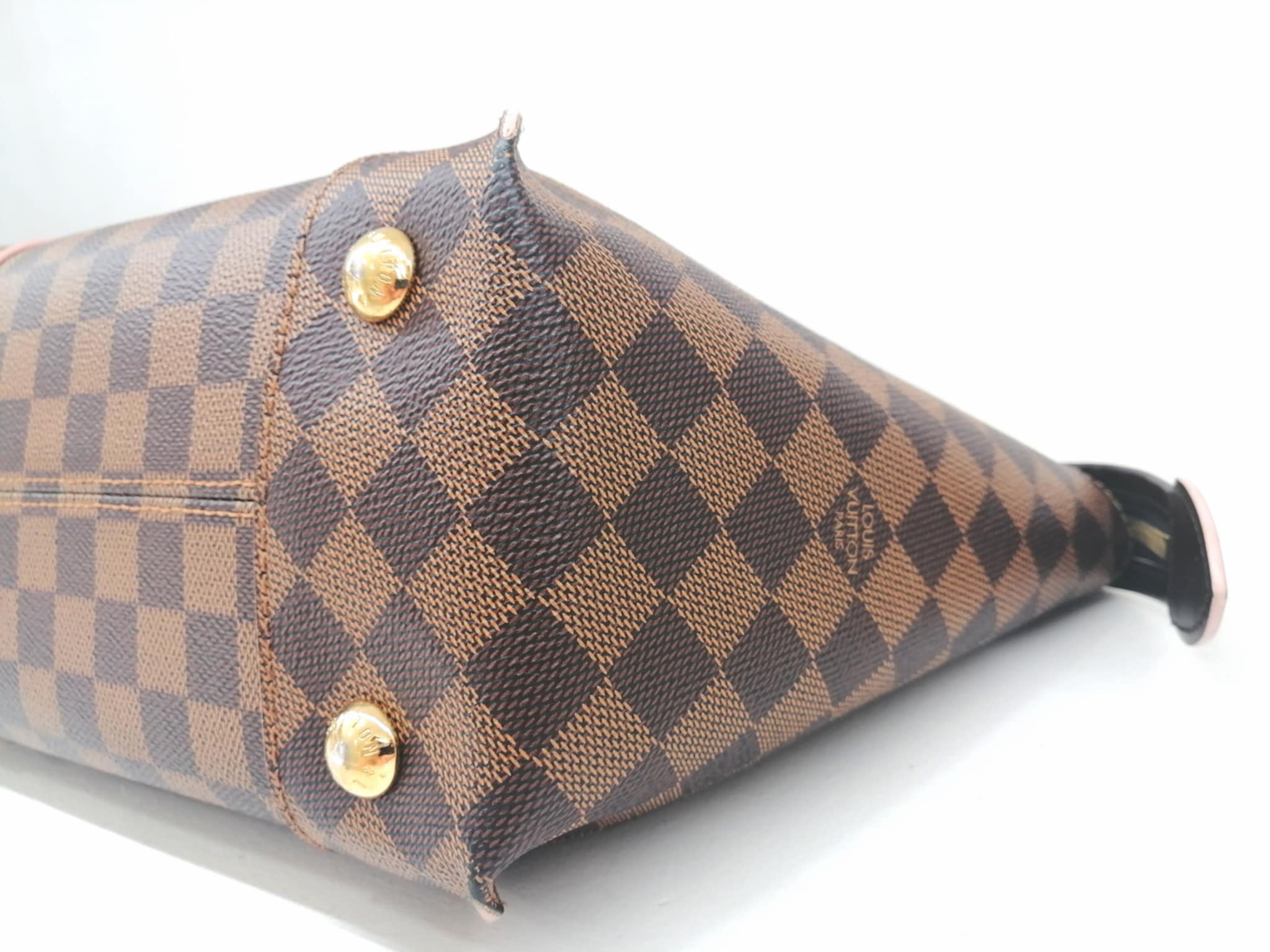 LOUIS VUITTON CAISSA PM