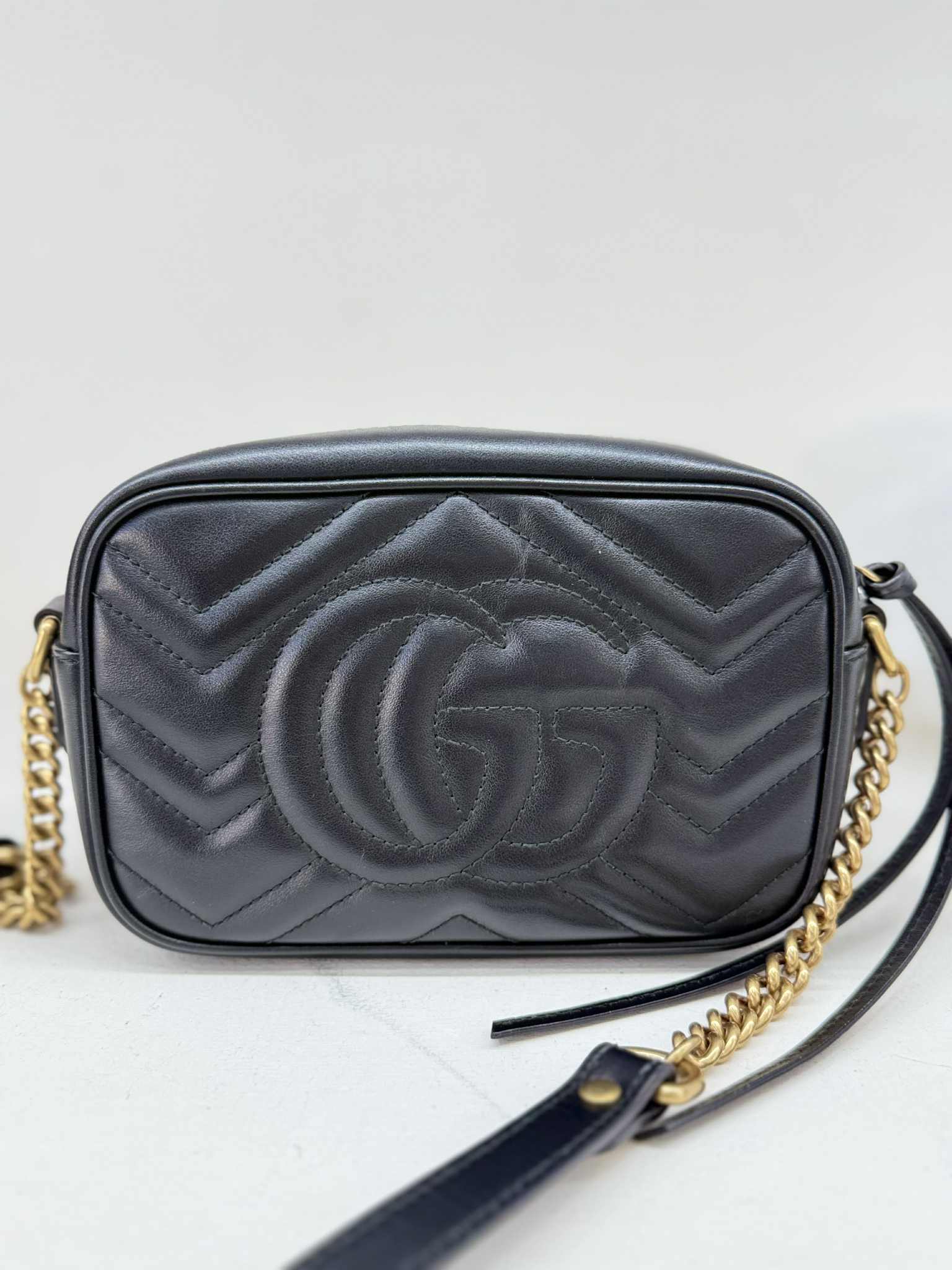 GUCCI GG MARMONT CAMERA BAG MINI