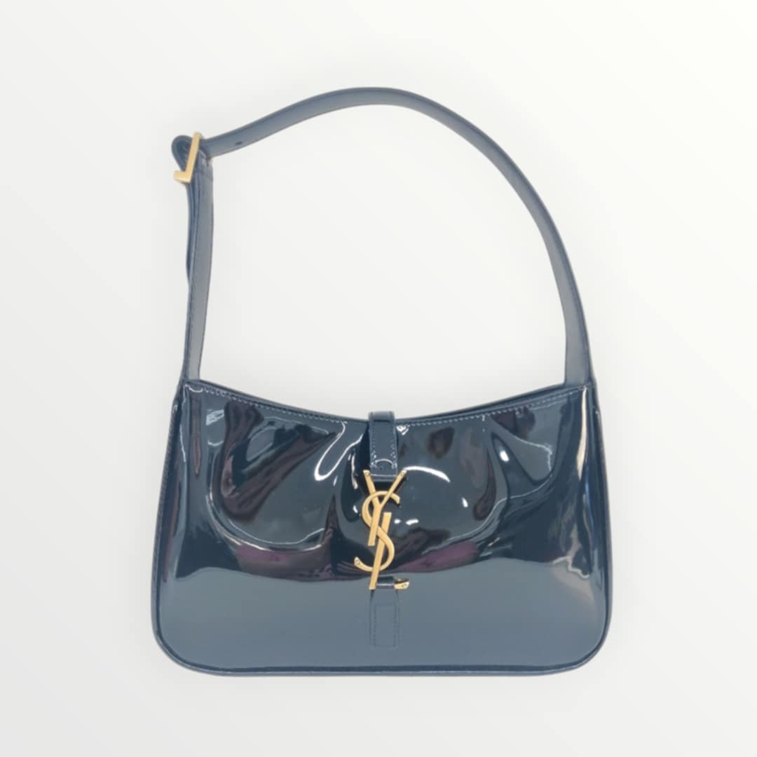 YSL LE 5 À 7 IN PELLE VERNICIATA