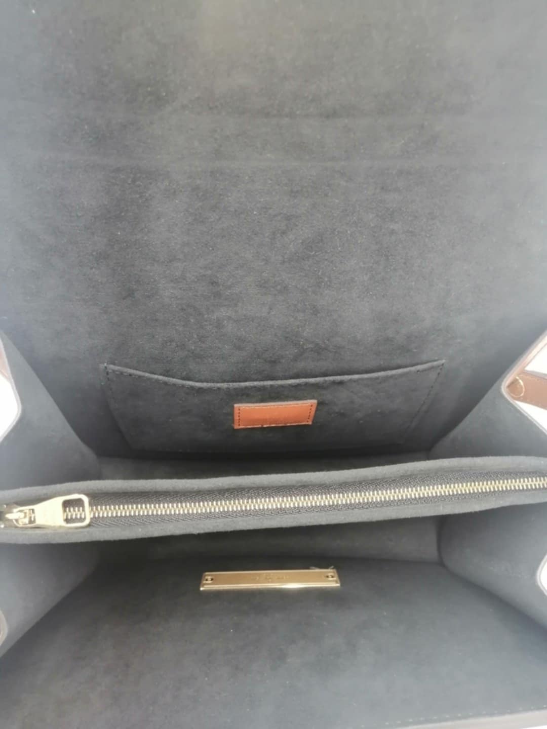 LOUIS VUITTON DAUPHINE MM