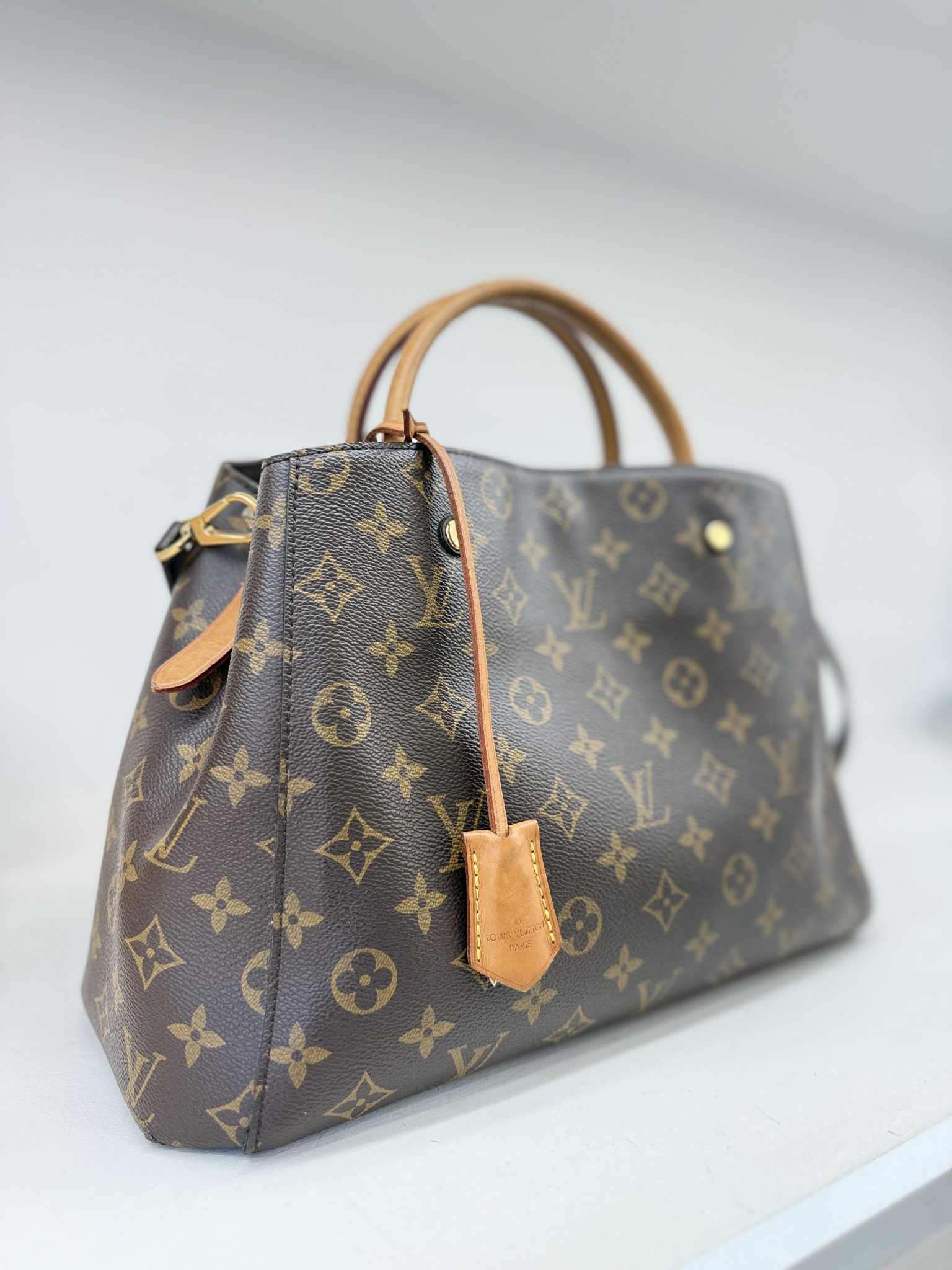 LOUIS VUITTON MONTAIGNE MM