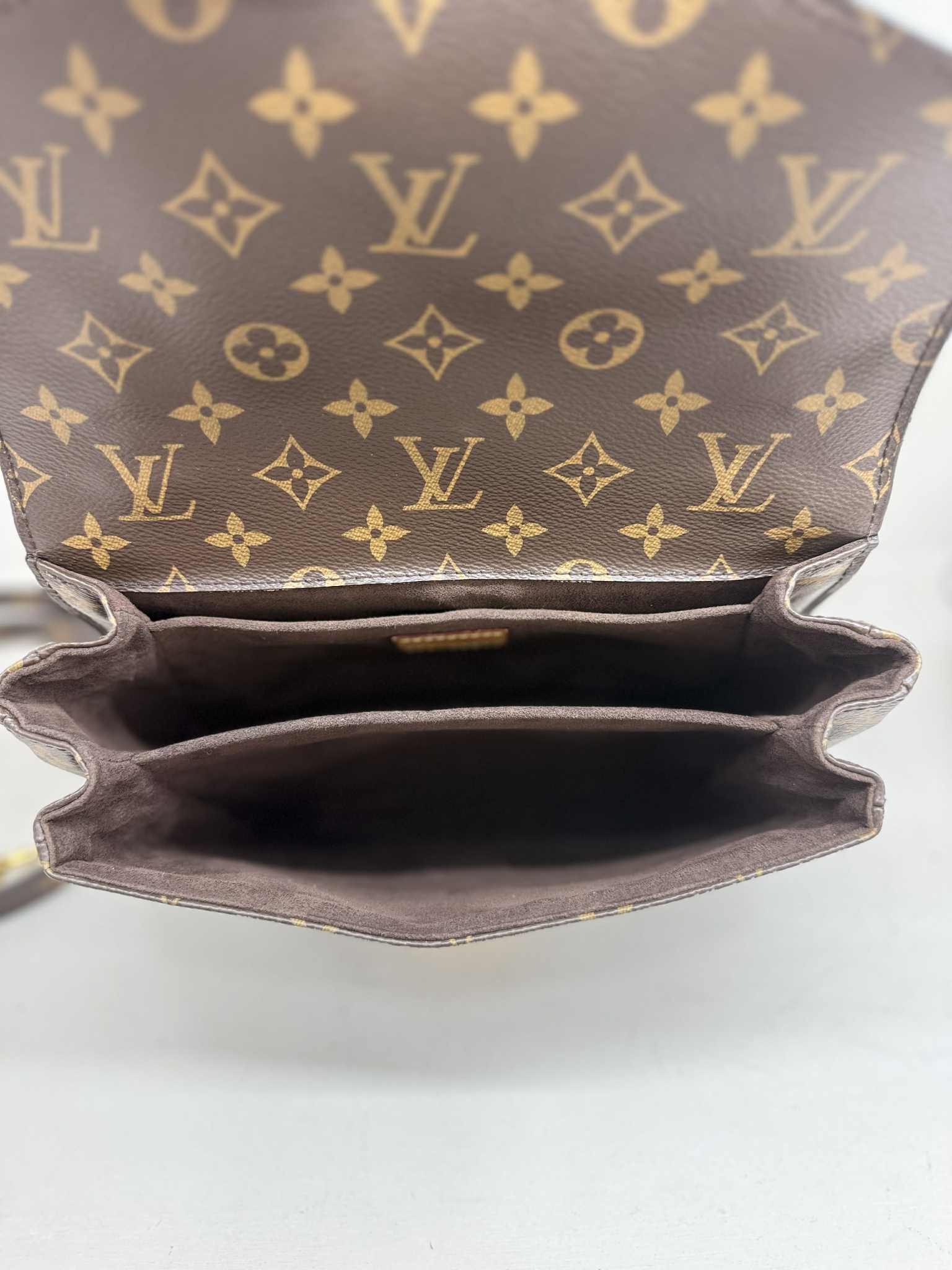 Louis Vuitton Metis