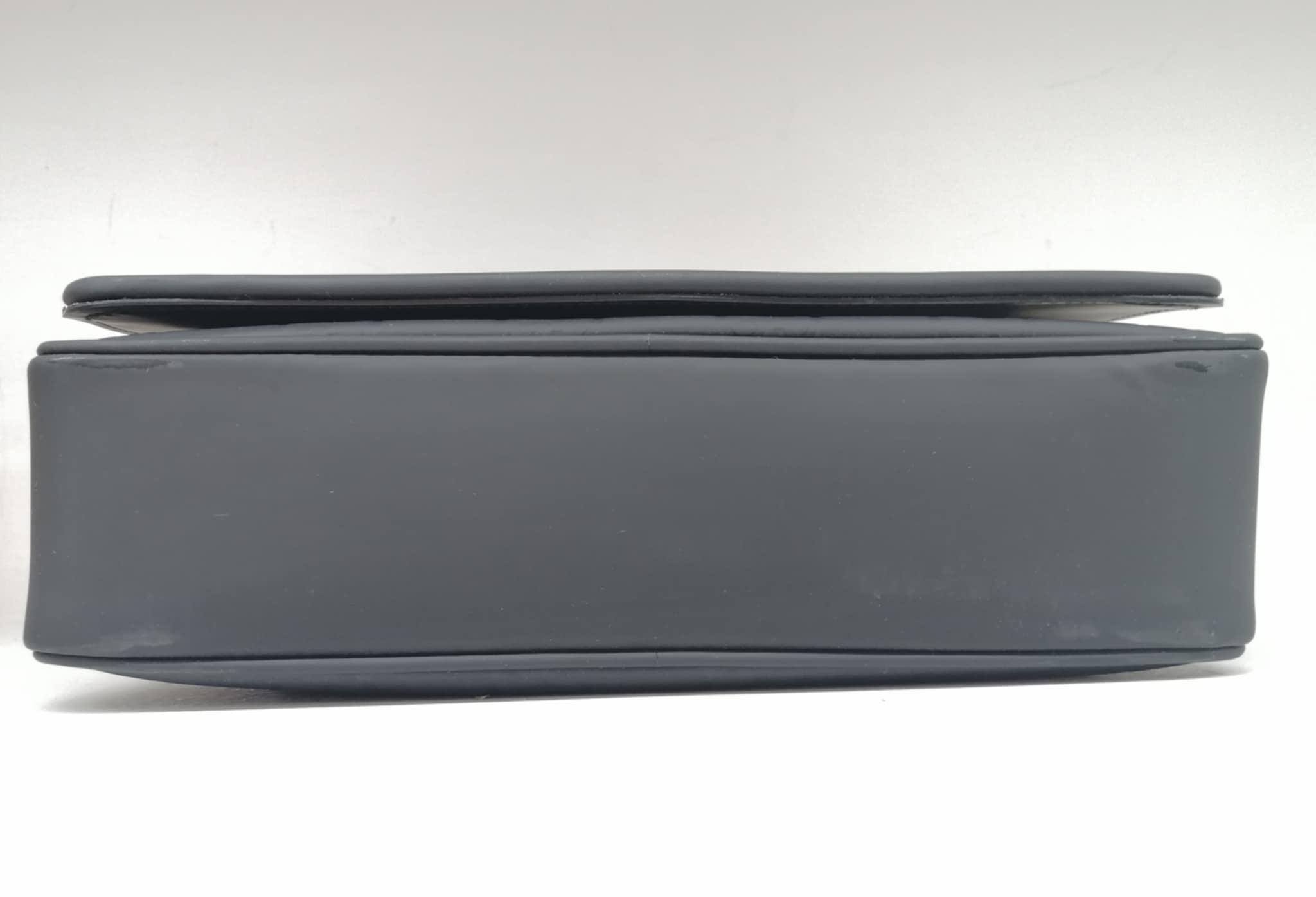 GUCCI MESSENGER OPAQUE