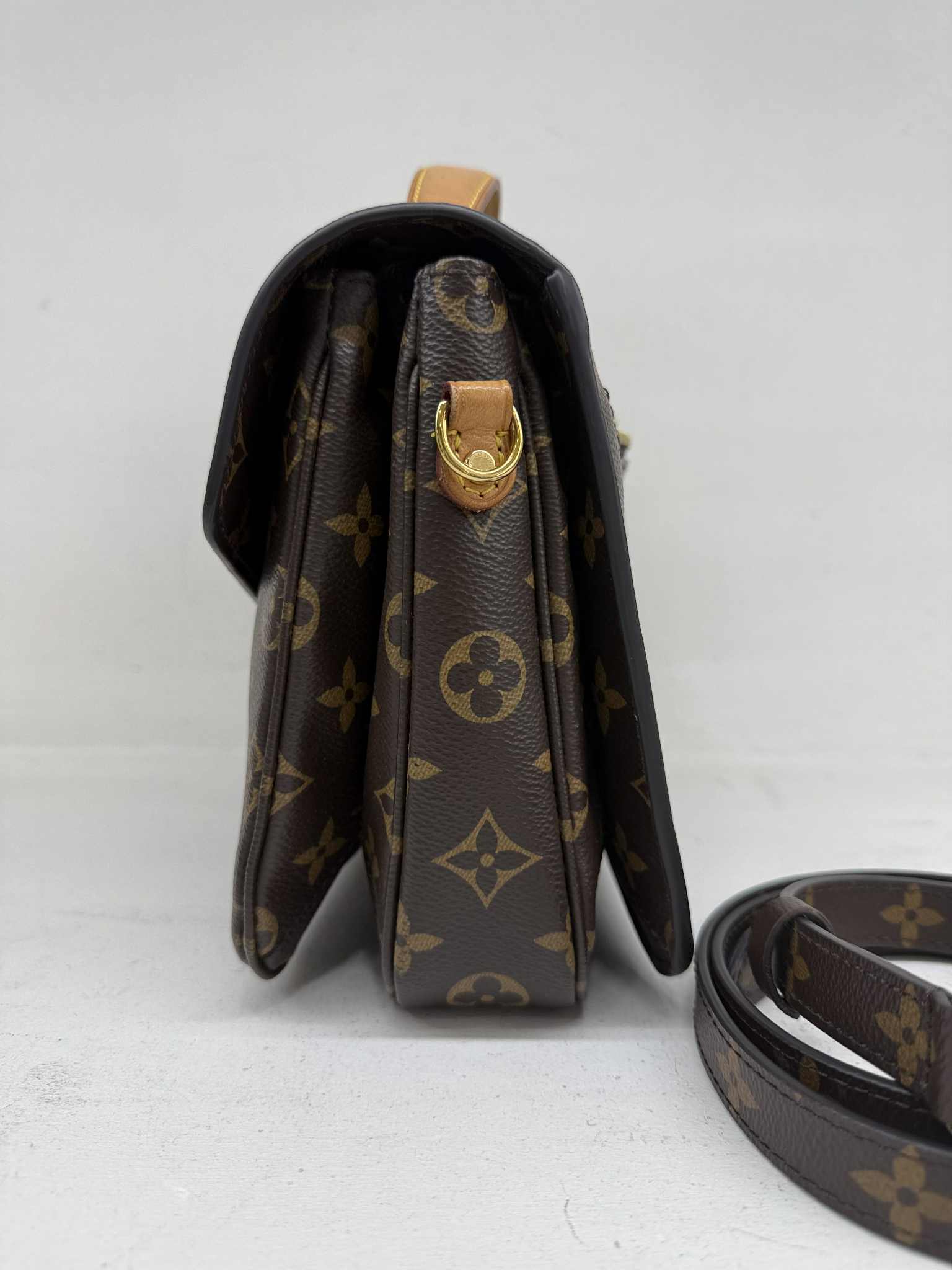 Louis Vuitton Metis