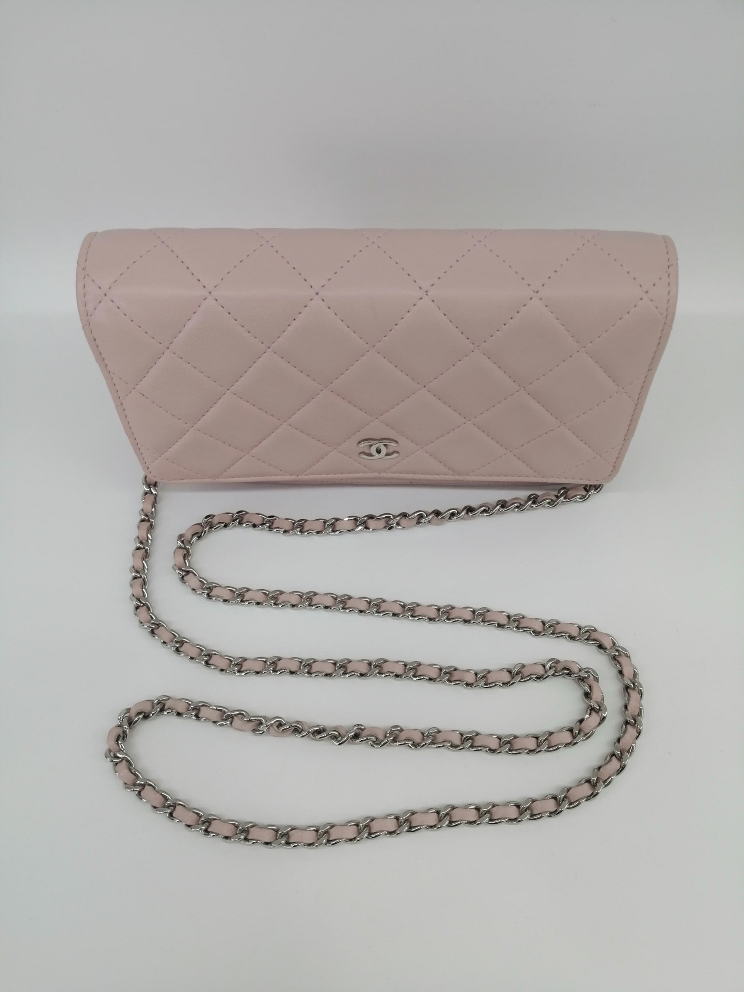 CHANEL WALLET CHAIN