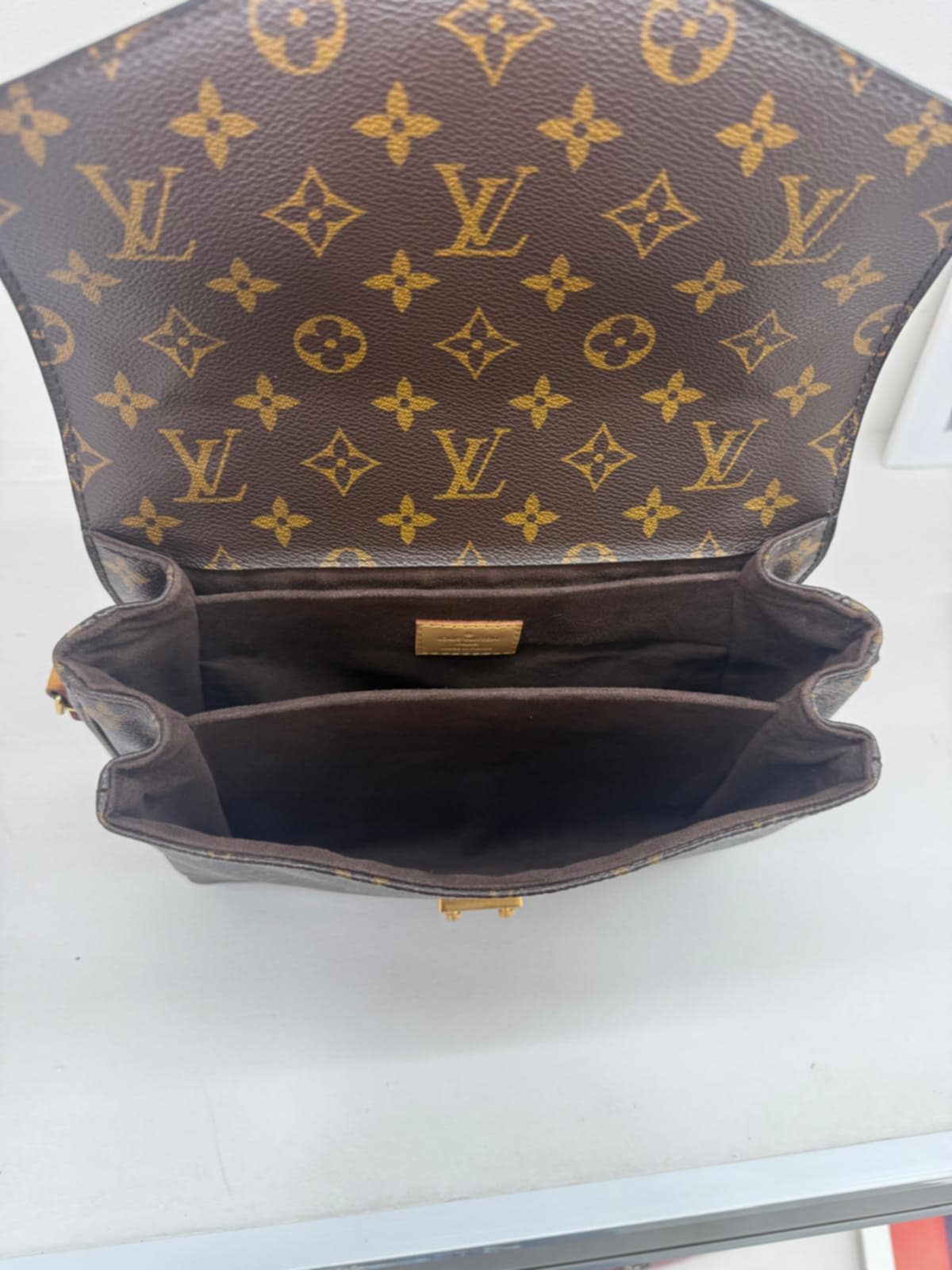 Louis Vuitton Metis
