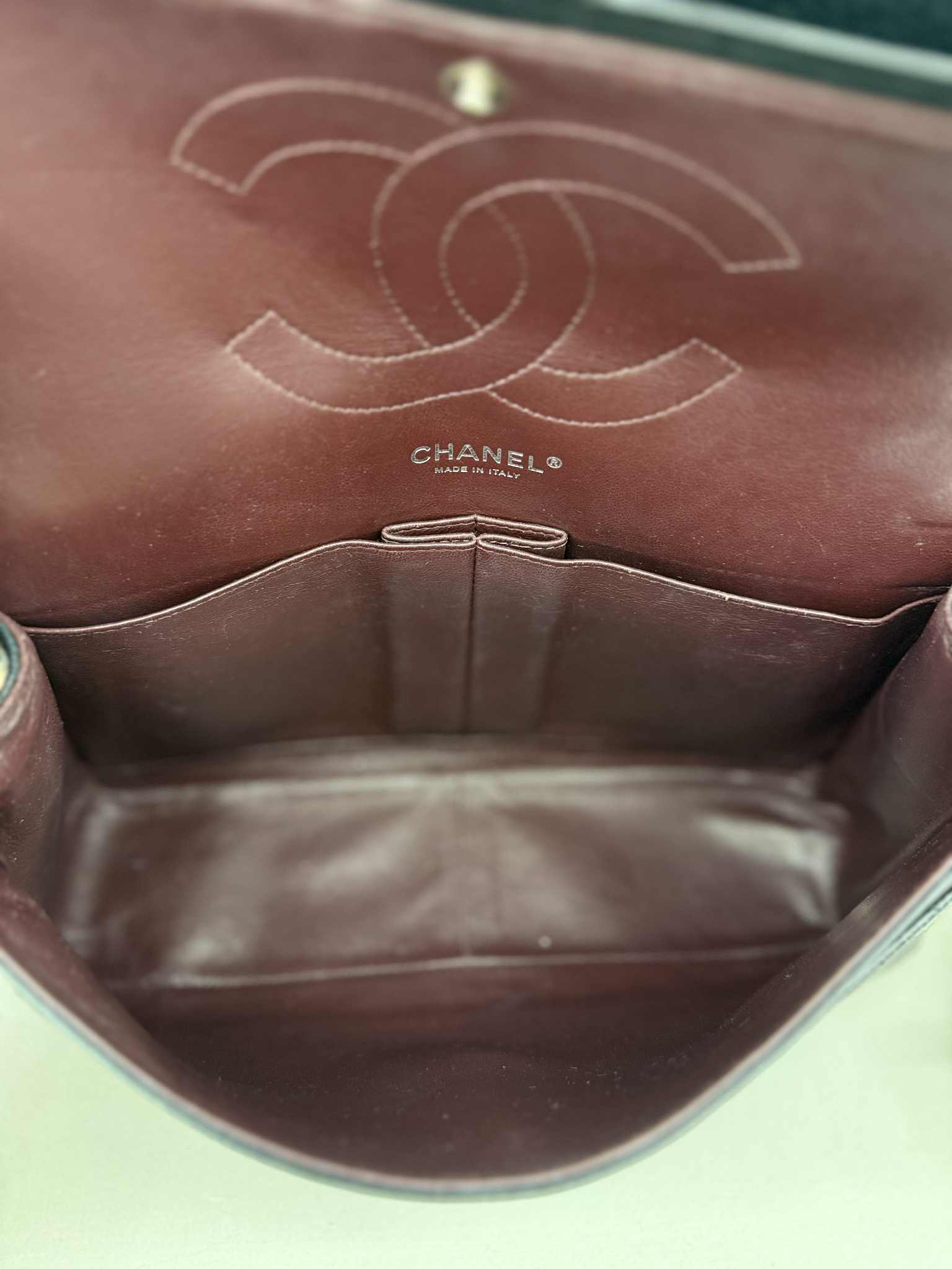 CHANEL CLASSIC JUMBO