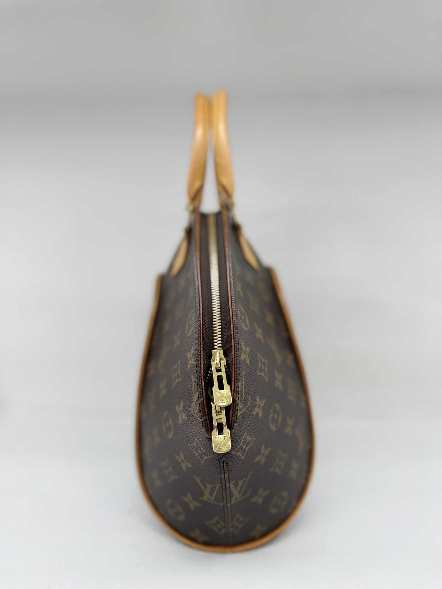 Louis Vuitton ELLIPSE MM