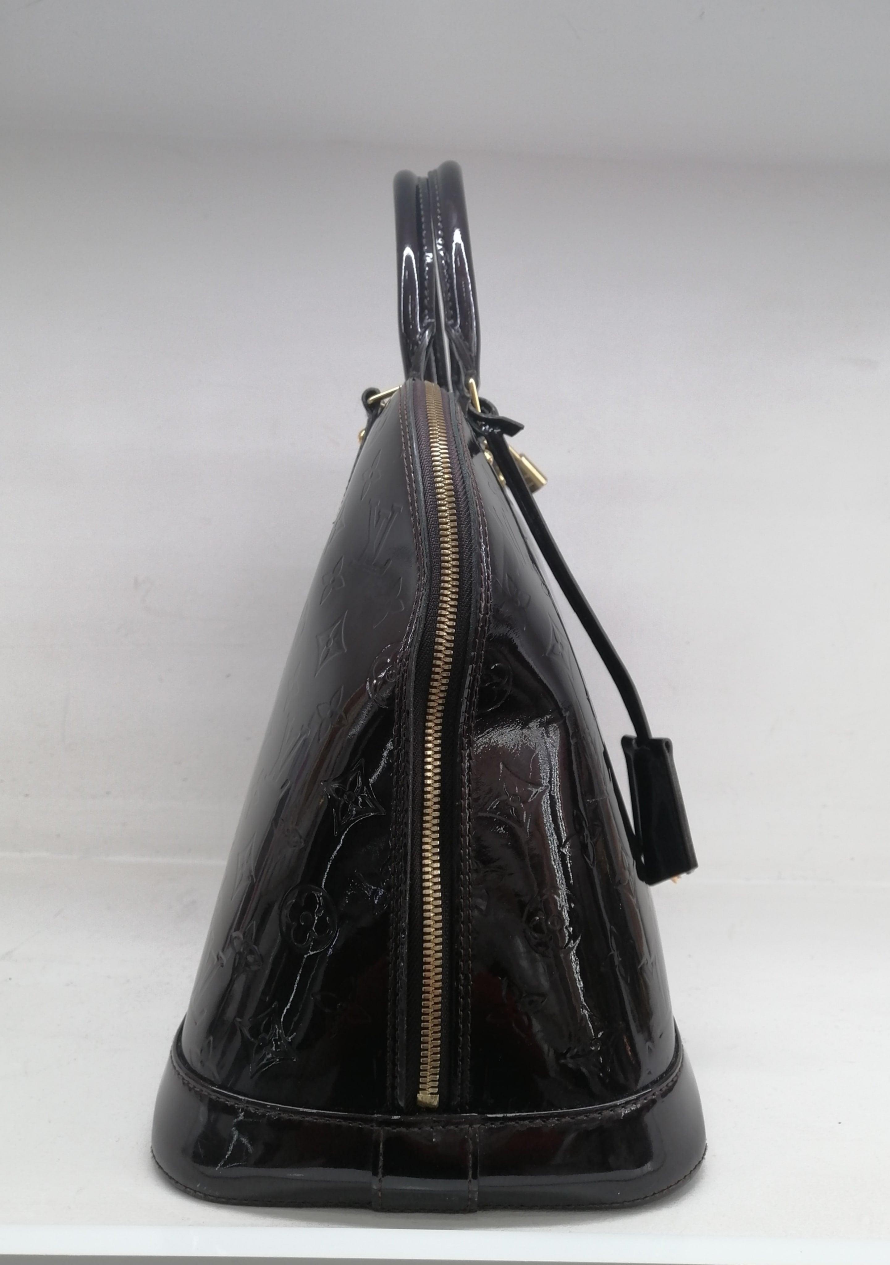 LOUIS VUITTON ALMA GM VERNIS