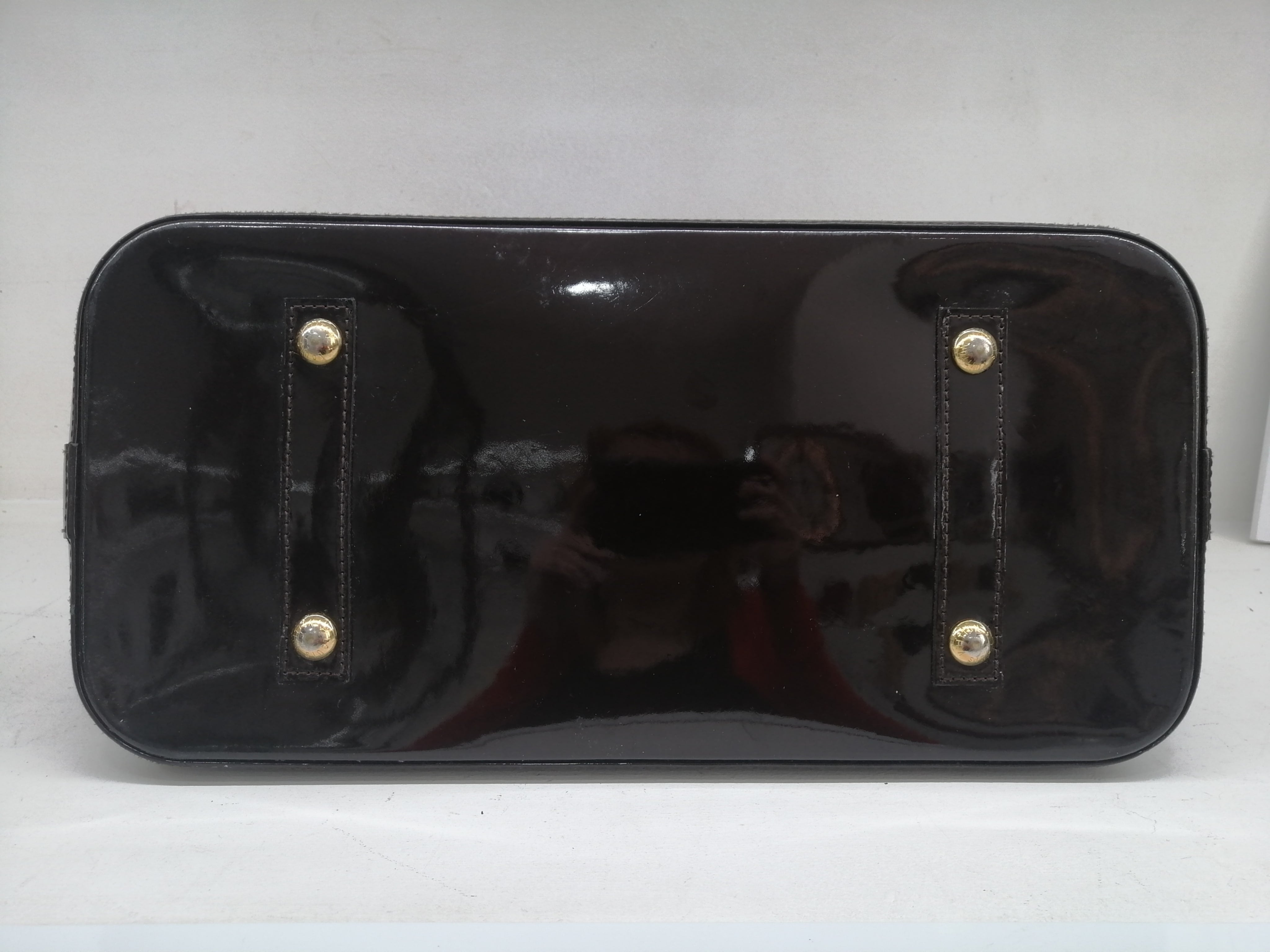 LOUIS VUITTON ALMA GM VERNIS
