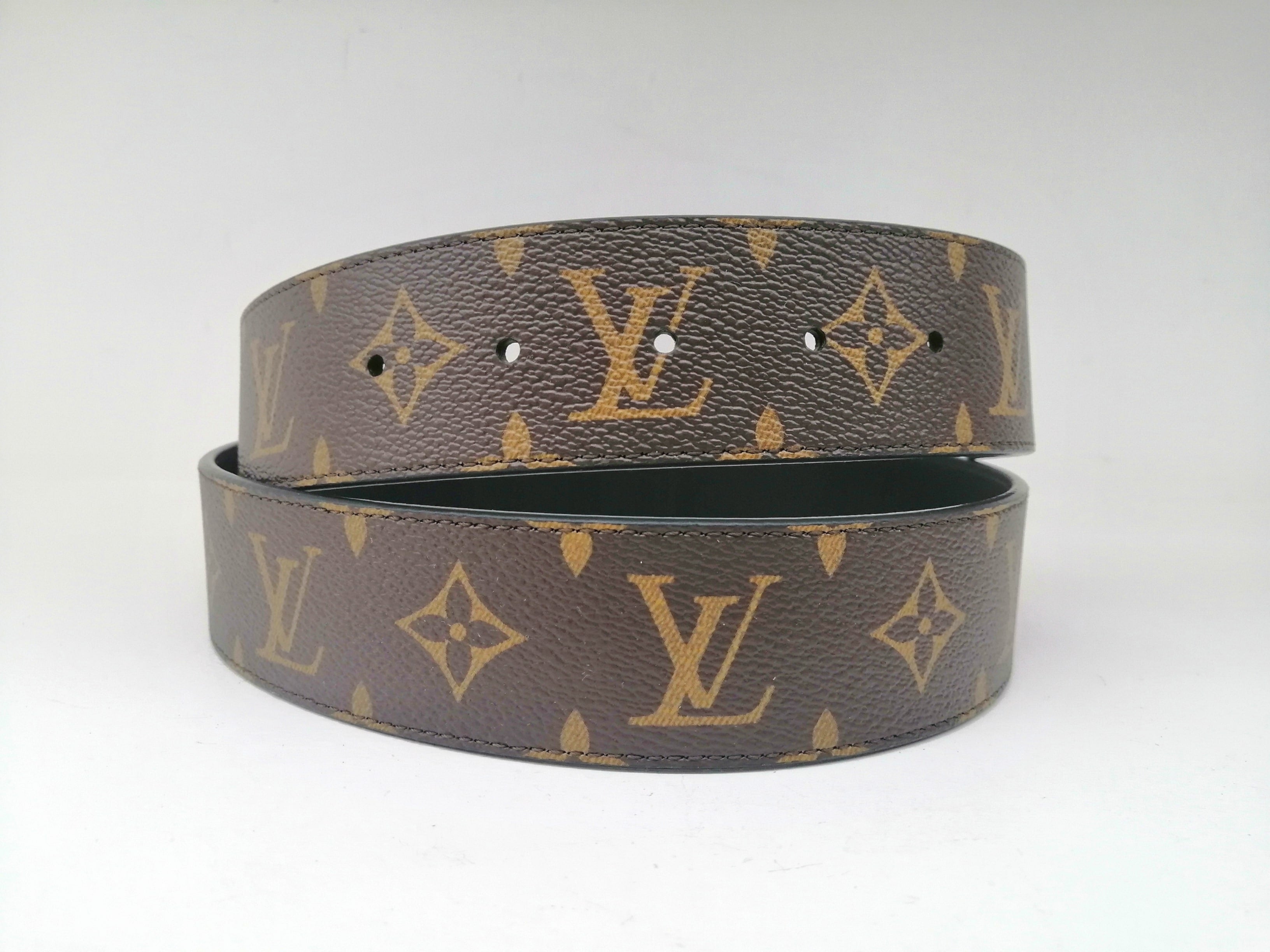 LOUIS VUITTON CINTURA LV INITIALES 40 MM REVERSIBILE