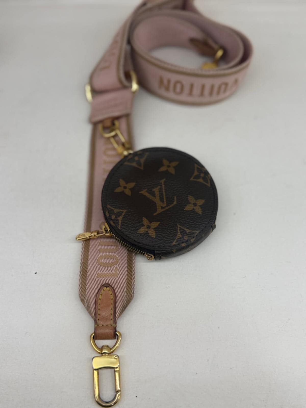 LOUIS VUITTON MULTI POCHETTE ACCESSOIRES T. ROSA