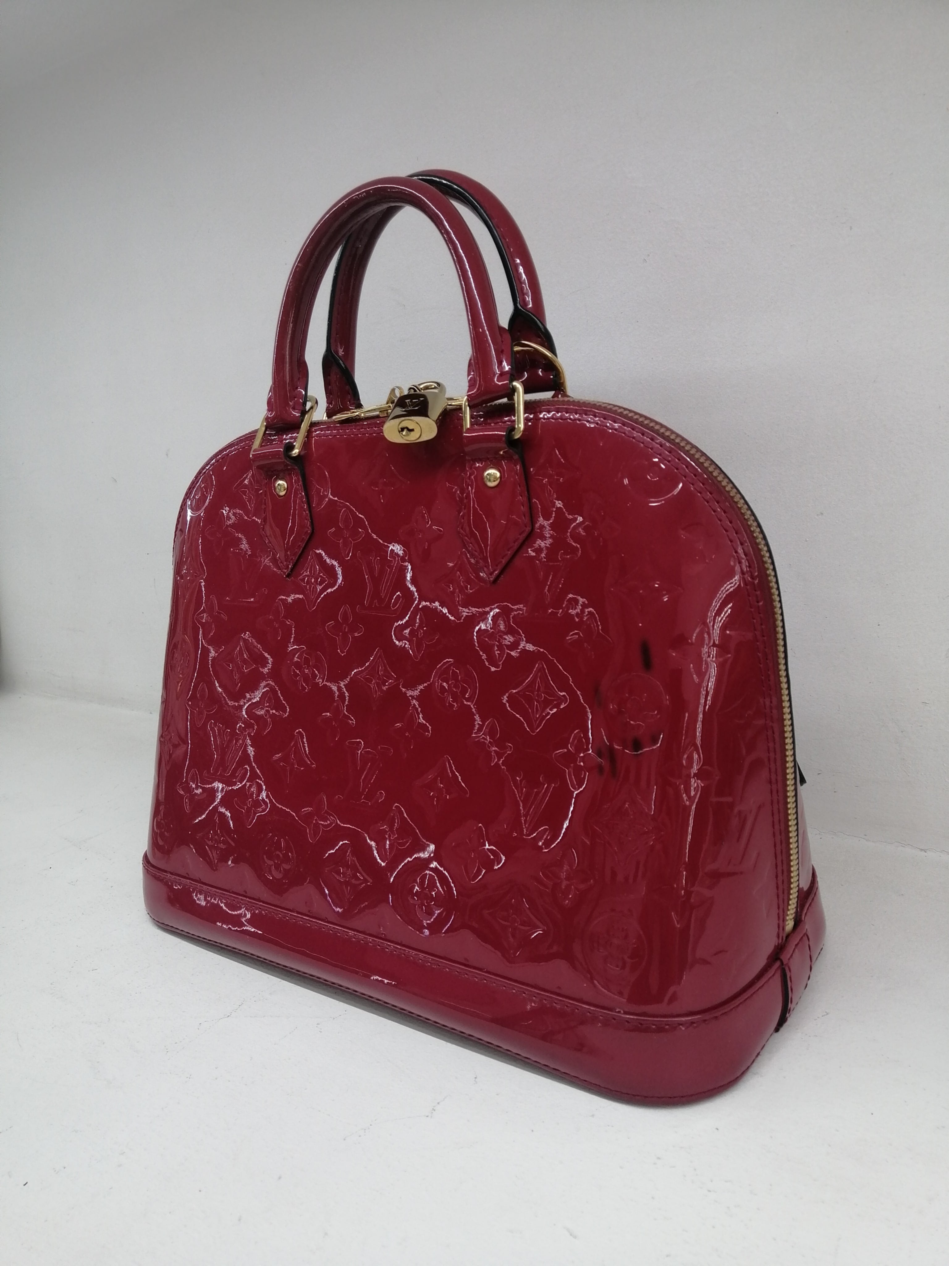 LOUIS VUITTON ALMA PM VERNIS