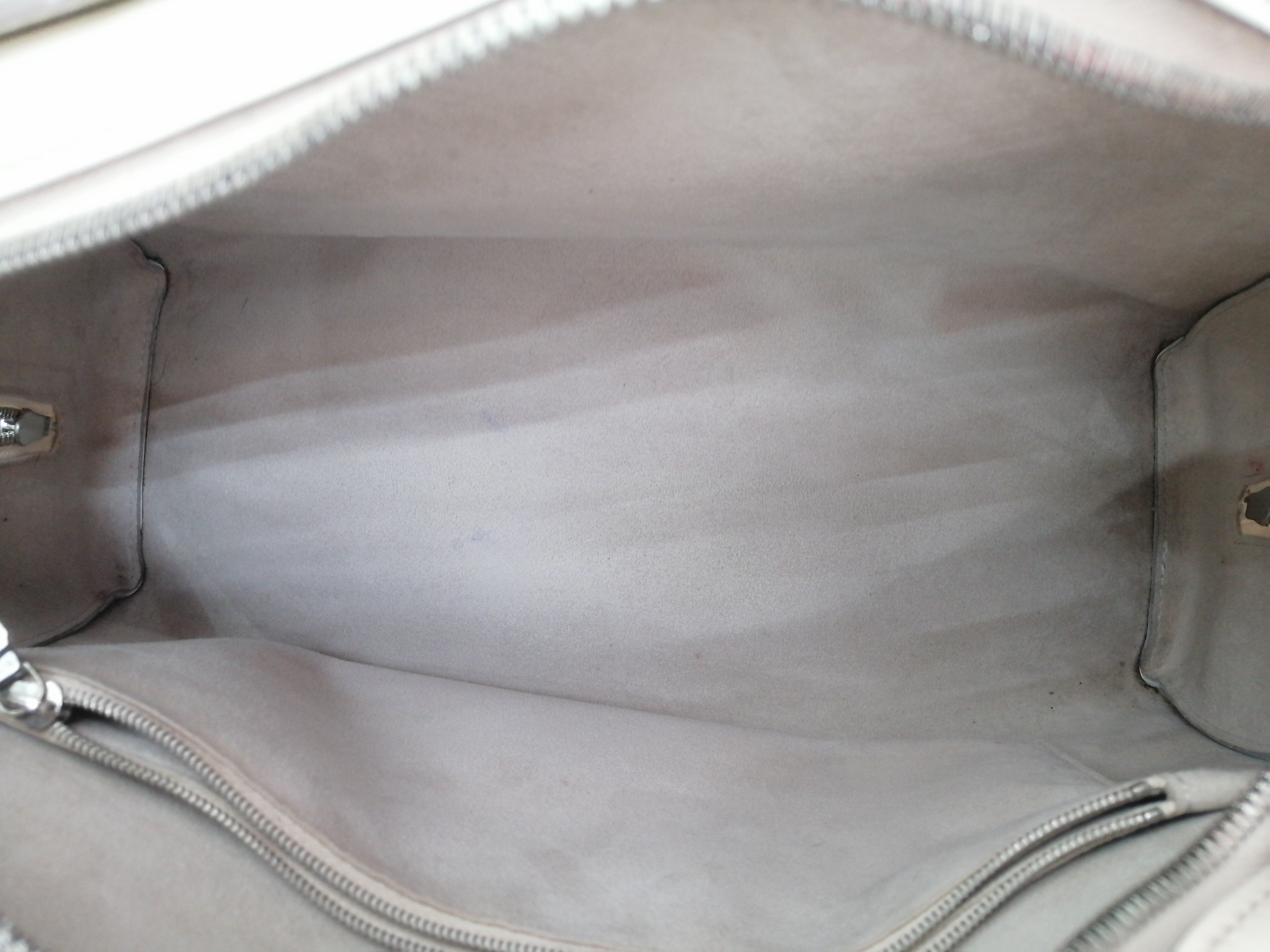 LOUIS VUITTON PONT NEUF EPI GM