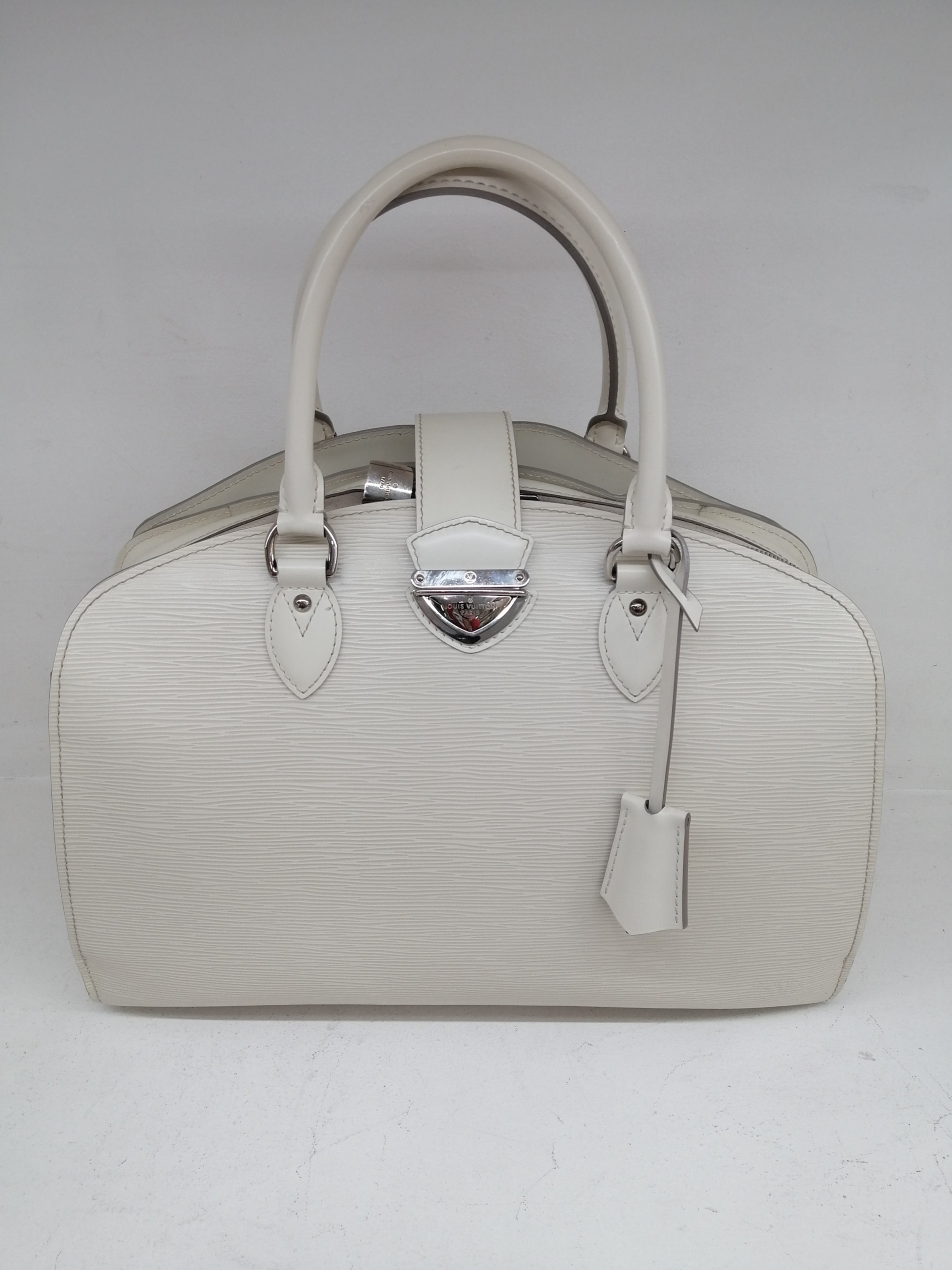 LOUIS VUITTON PONT NEUF EPI GM