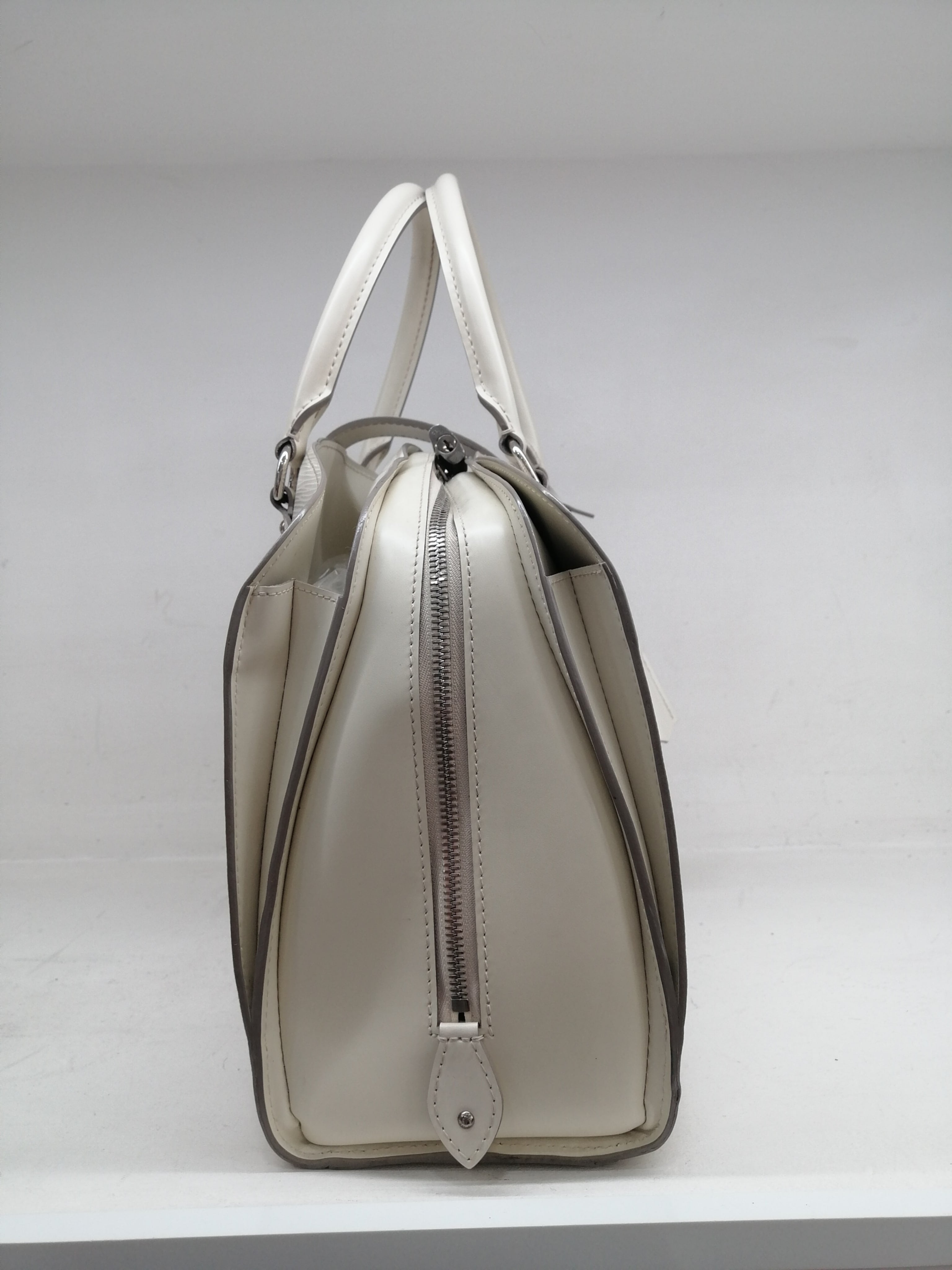 LOUIS VUITTON PONT NEUF EPI GM