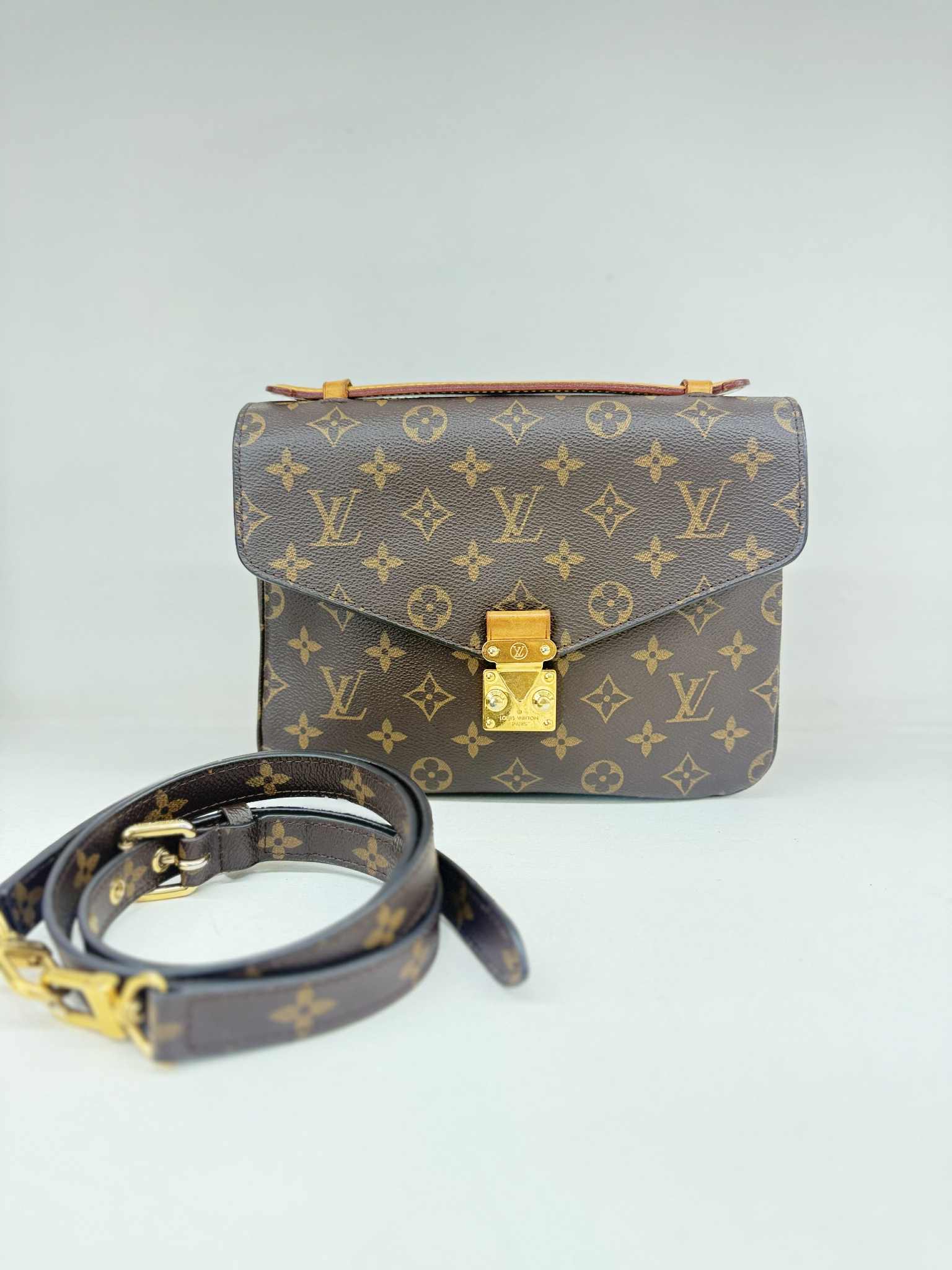 Louis Vuitton Metis