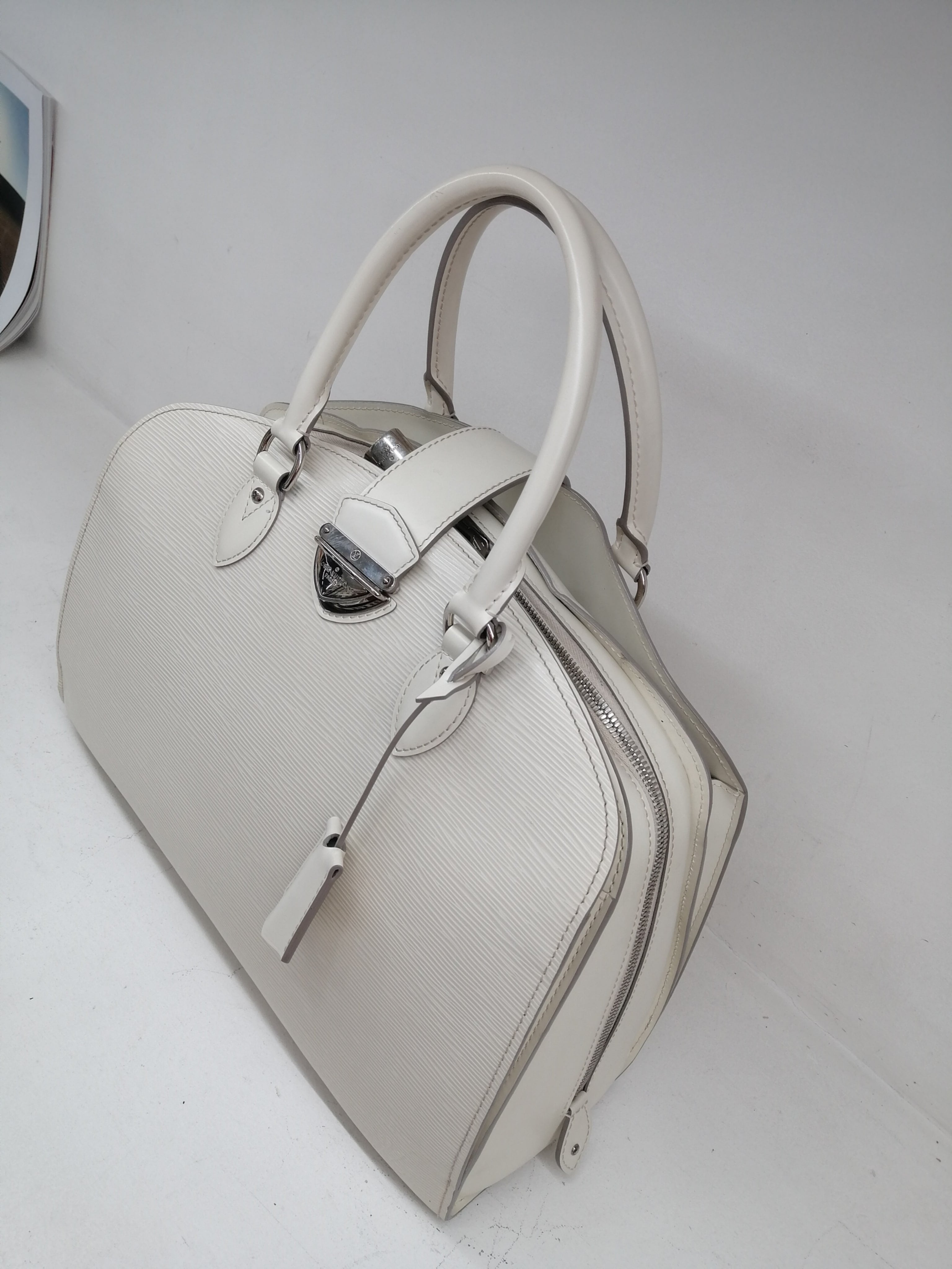 LOUIS VUITTON PONT NEUF EPI GM