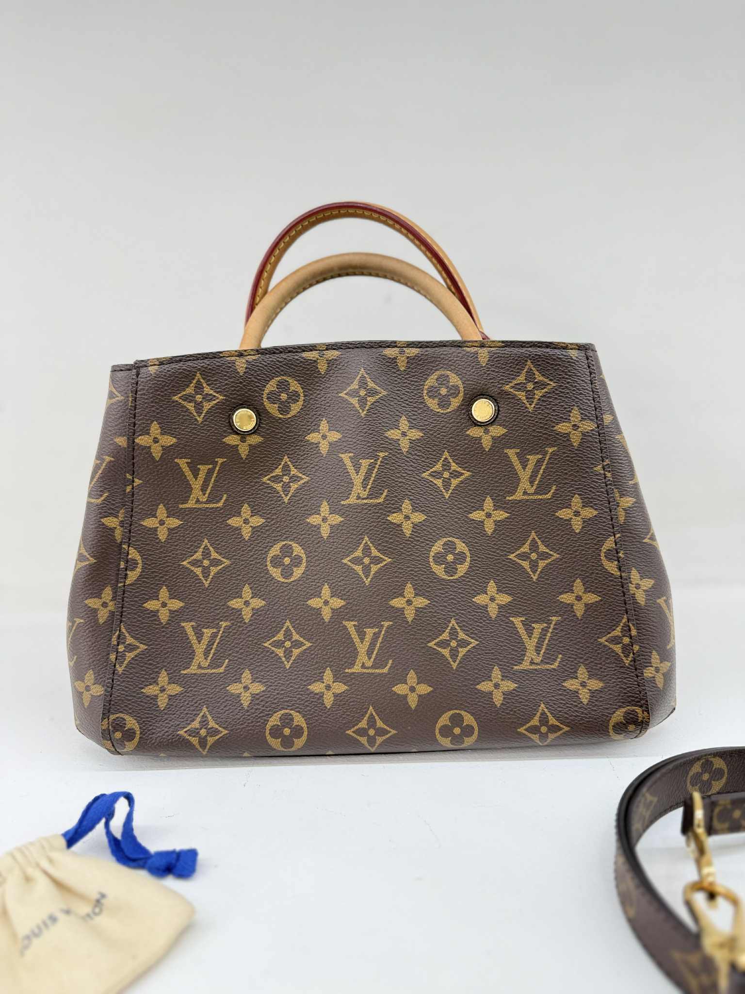 Louis Vuitton Montaigne pm