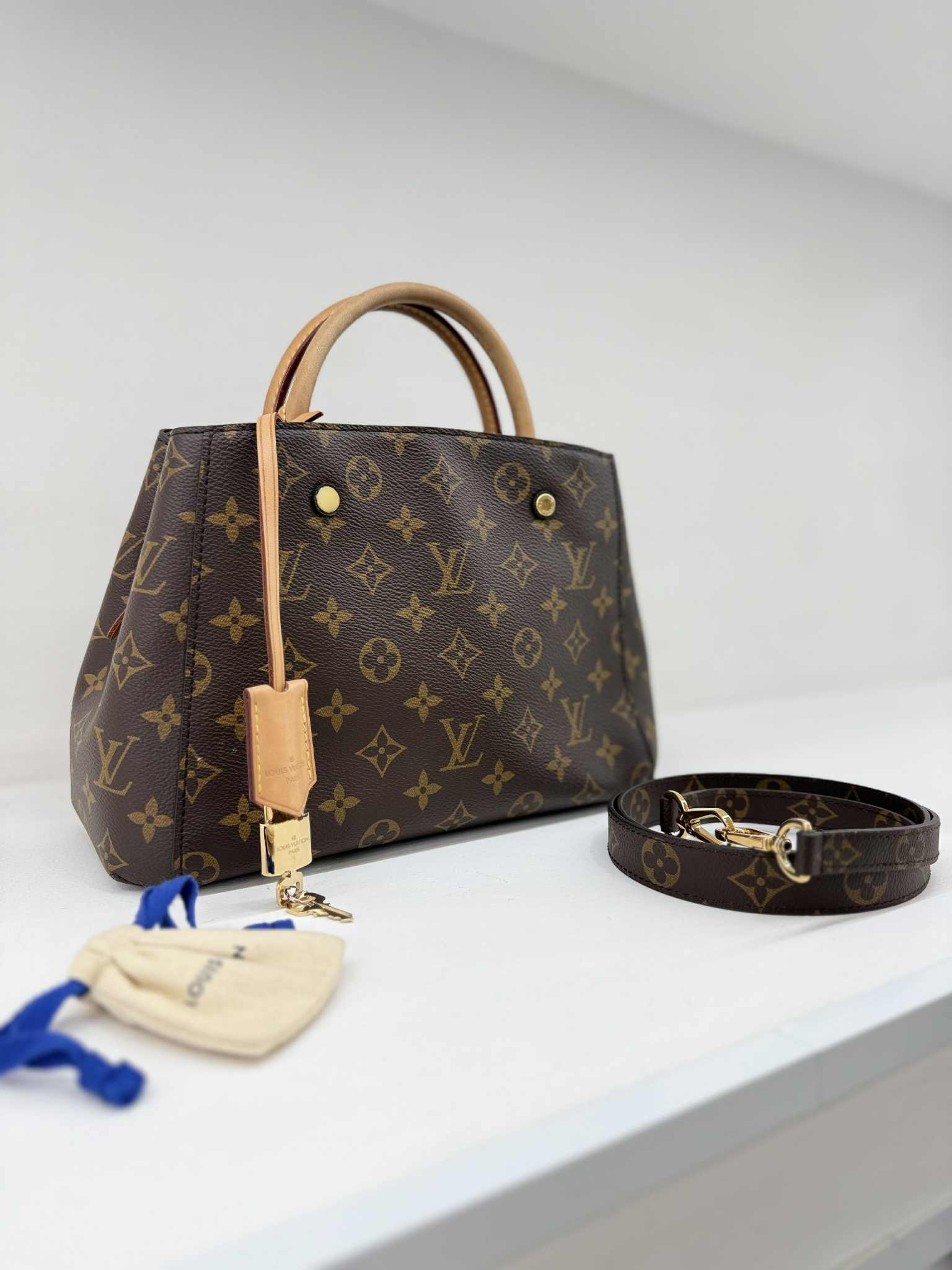 Louis Vuitton Montaigne pm