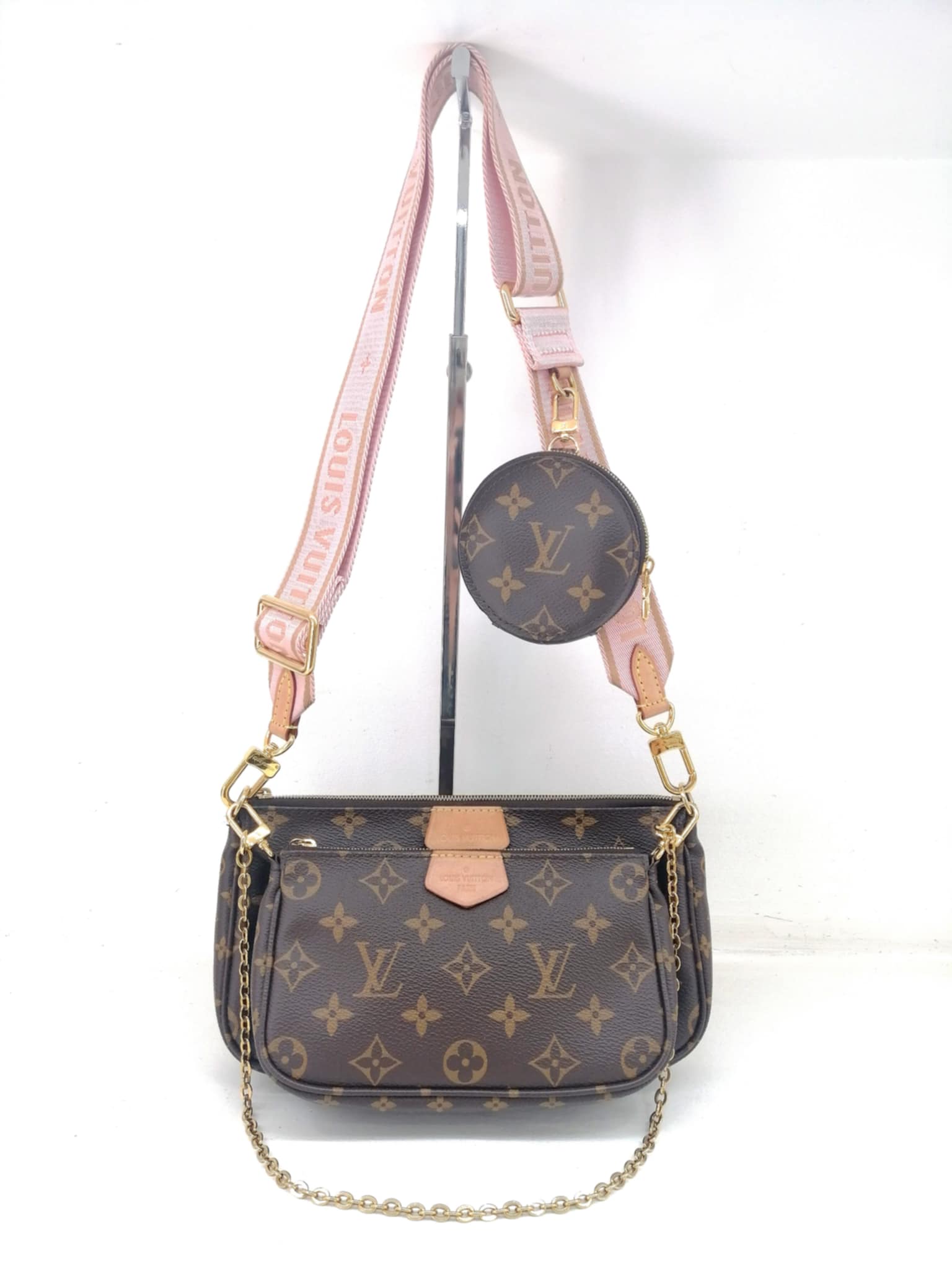 LOUIS VUITTON MULTI POCHETTE ACCESSOIRES T. ROSA
