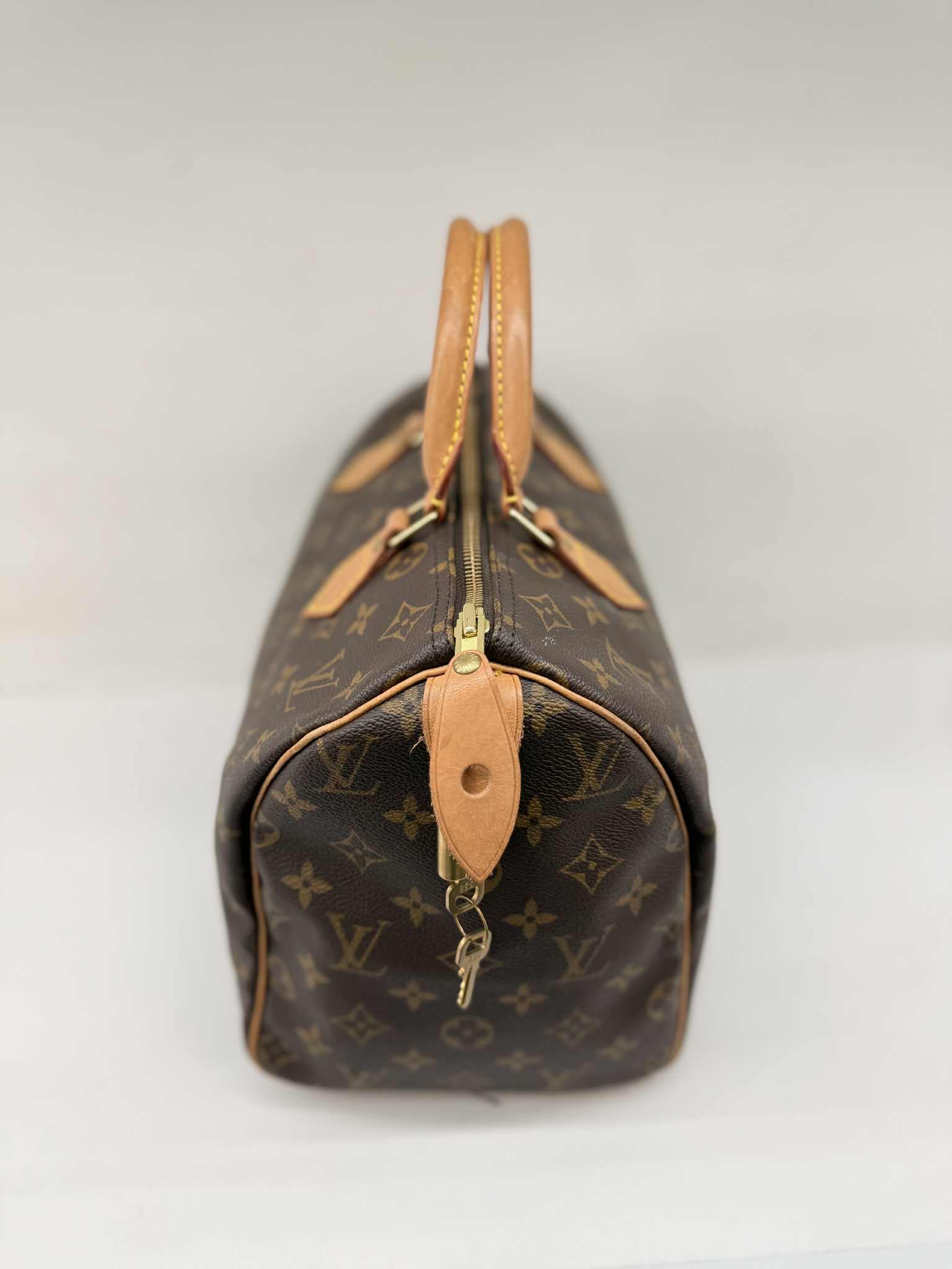 Louis Vuitton SPEEDY 30