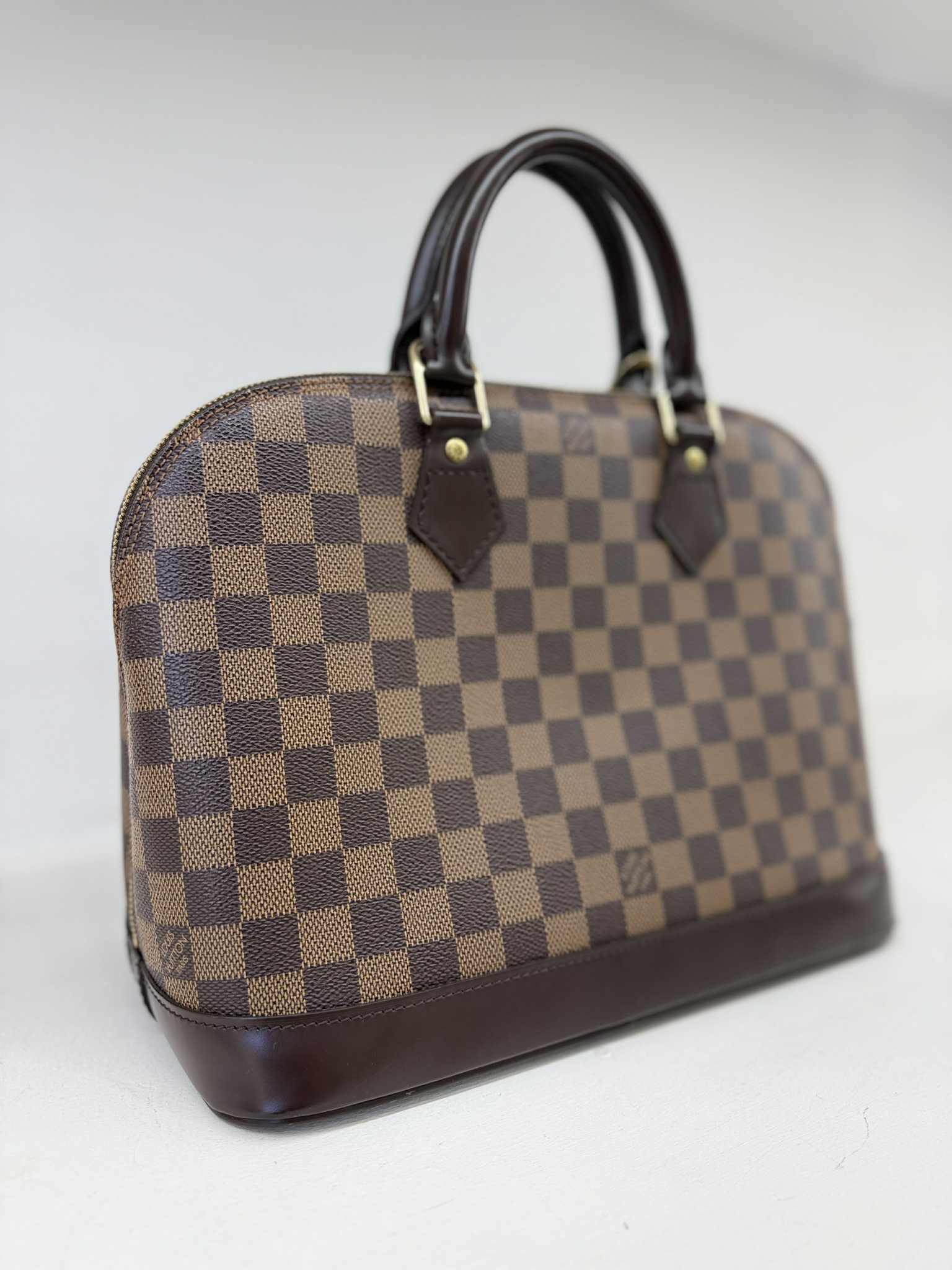 LOUIS VUITTON ALMA EBEN PM
