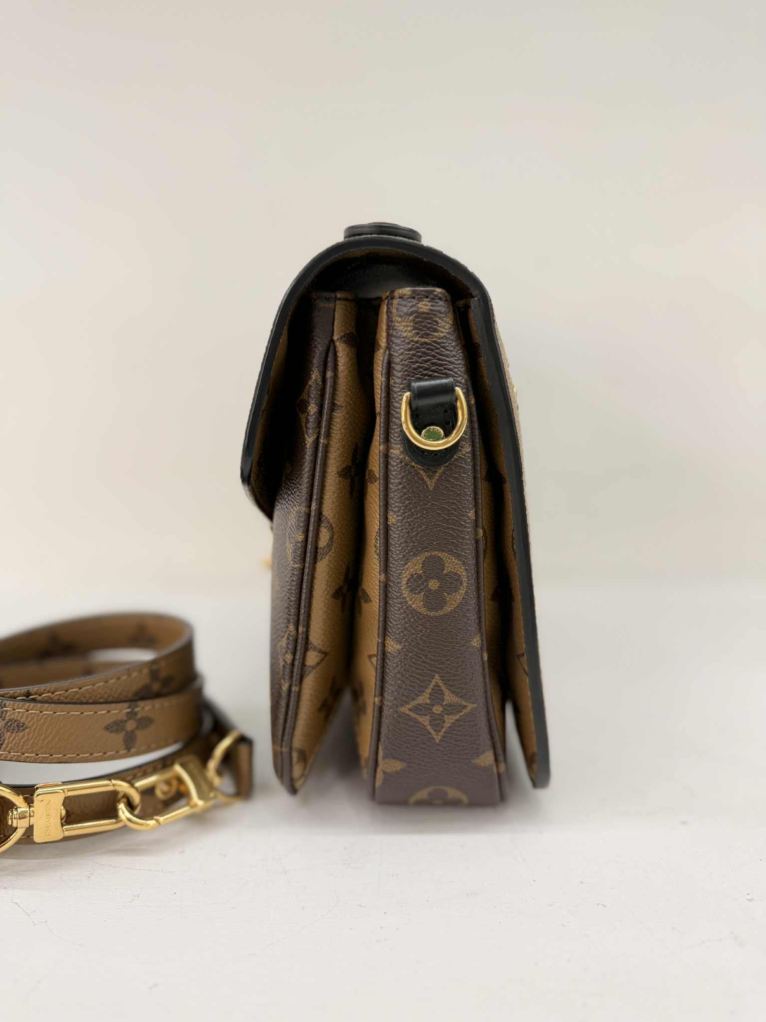 Louis Vuitton Metis REVERSE