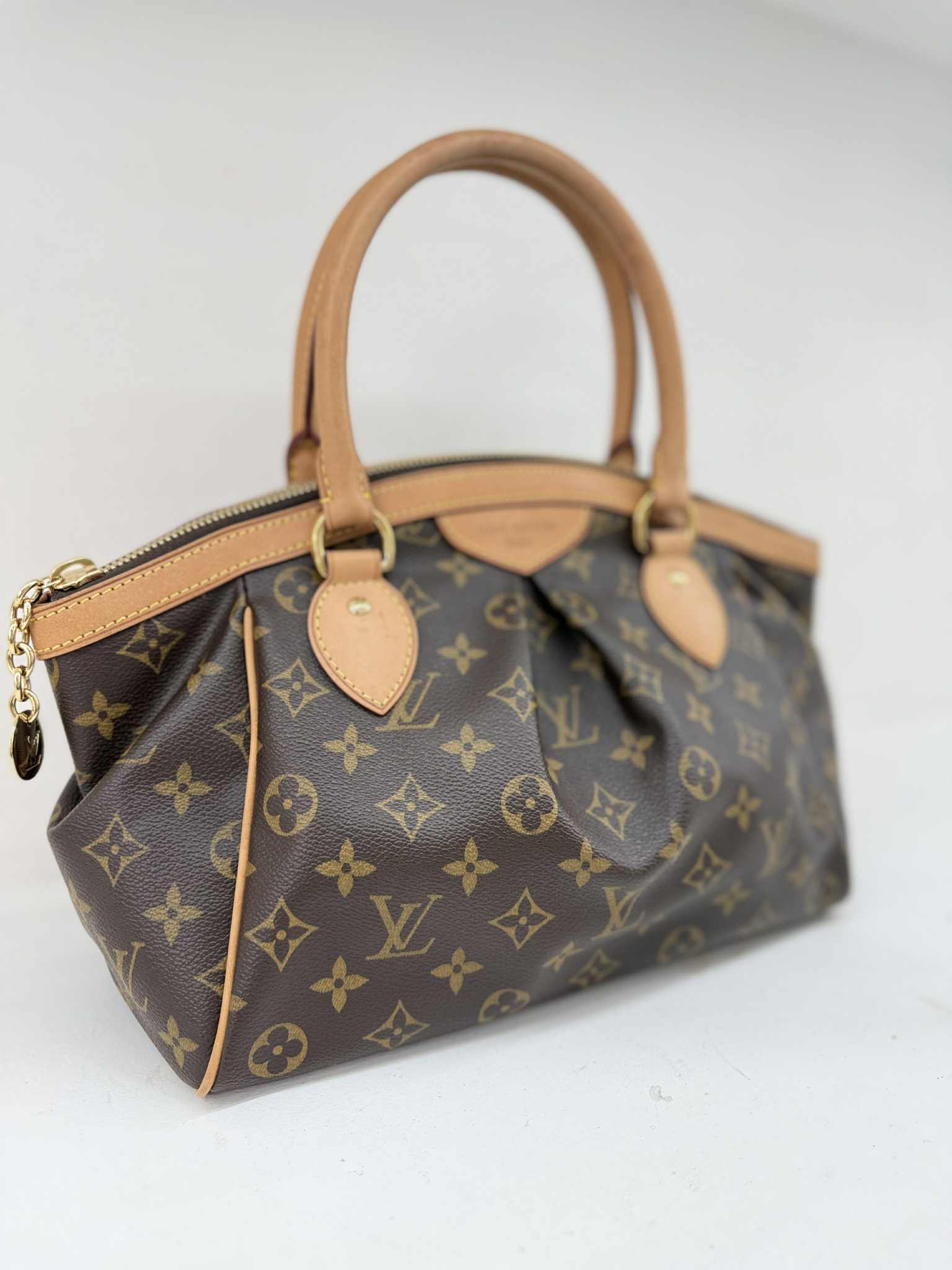 LOUIS VUITTOM TIVOLI PM