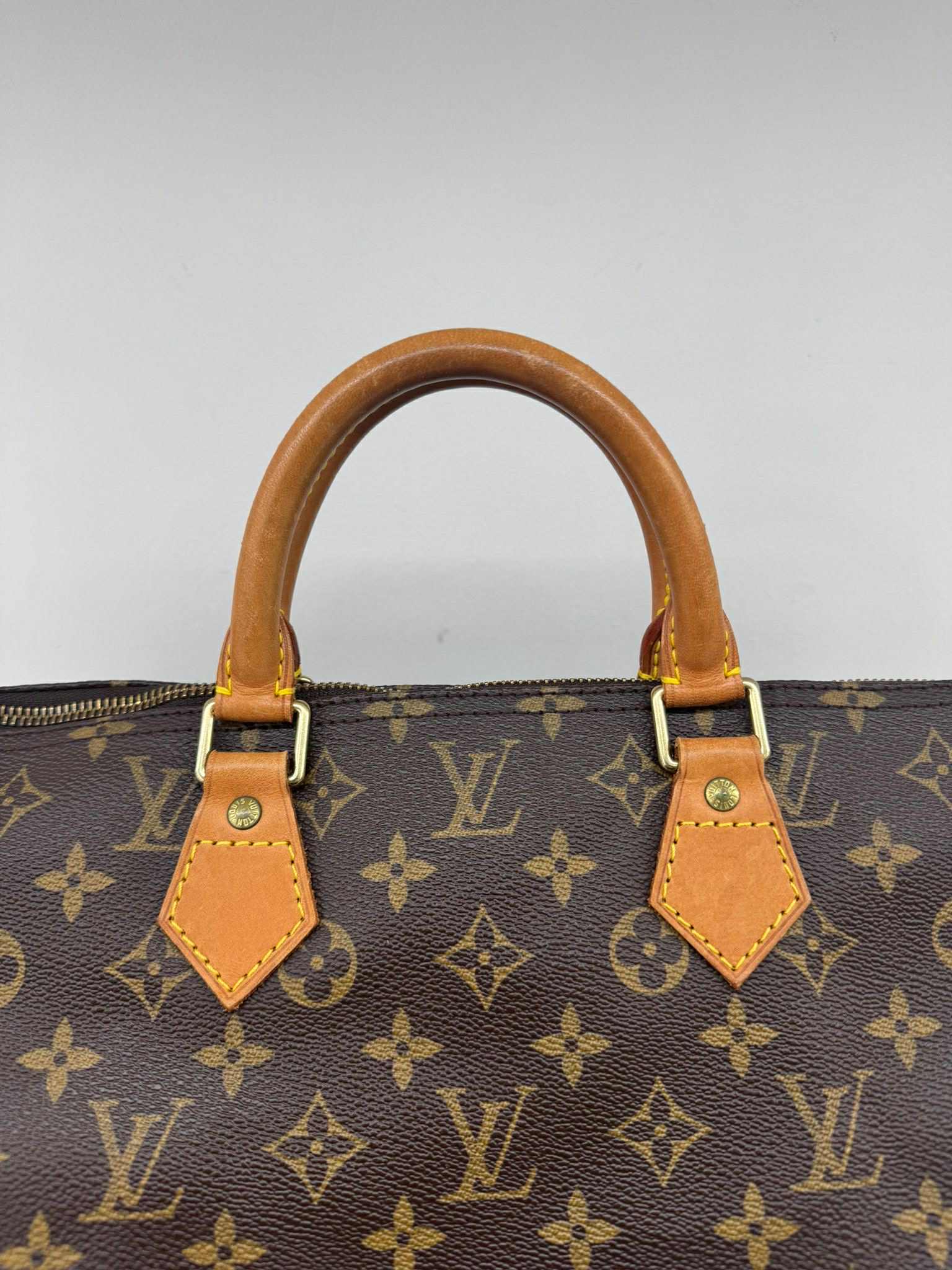Louis Vuitton SPEEDY 40