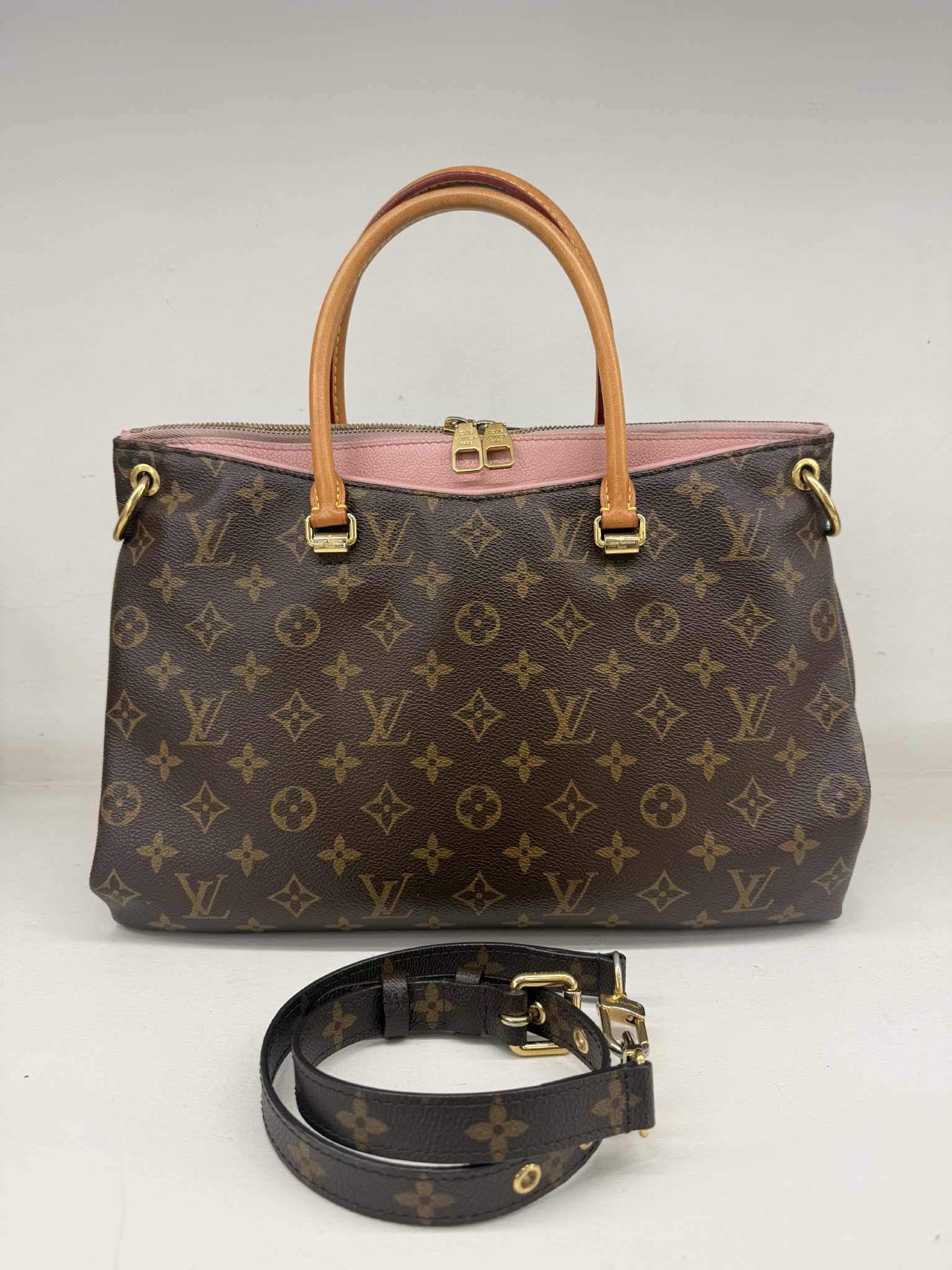 Louis Vuitton Pallas