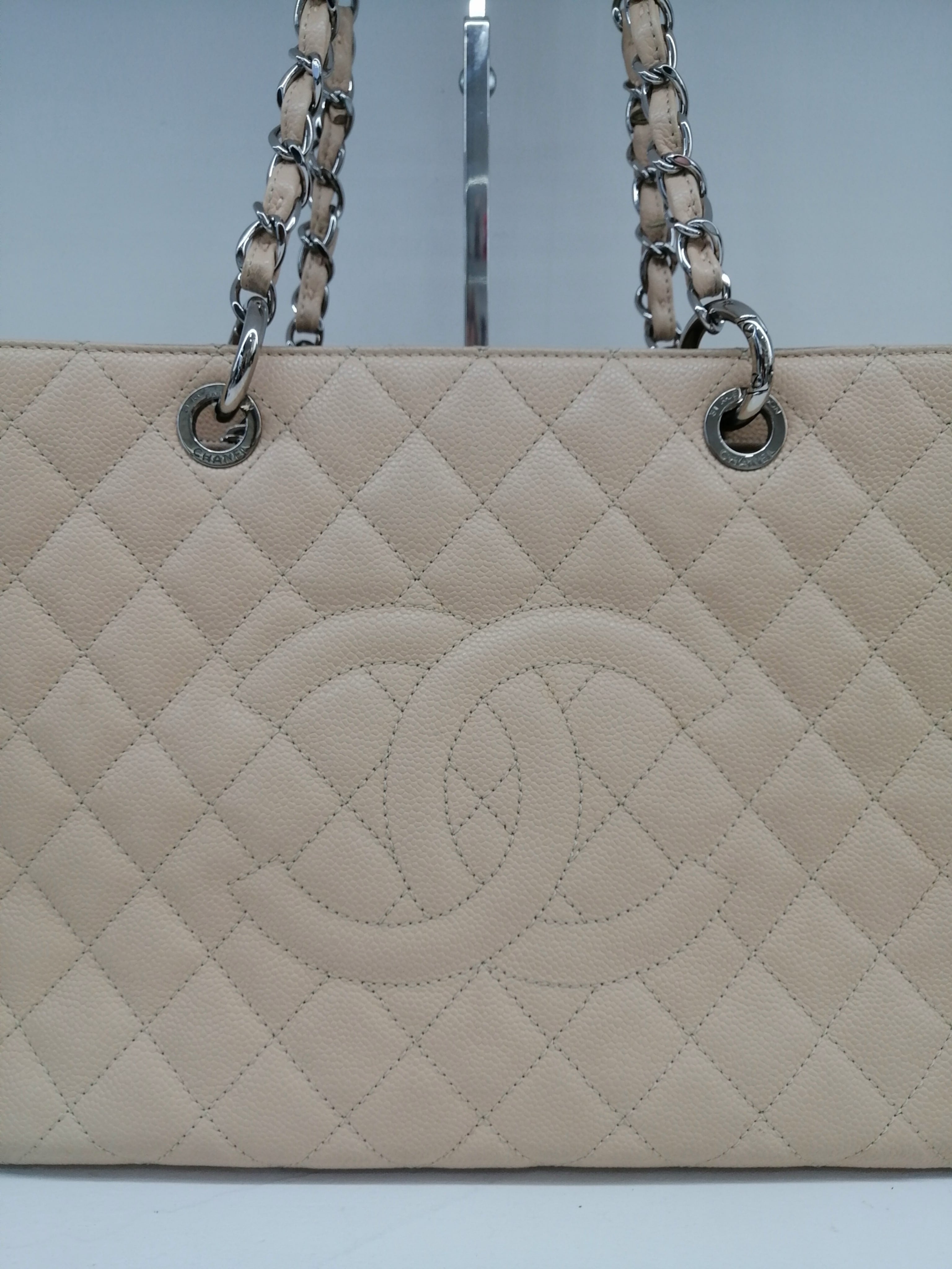 CHANEL GST CAVIAR