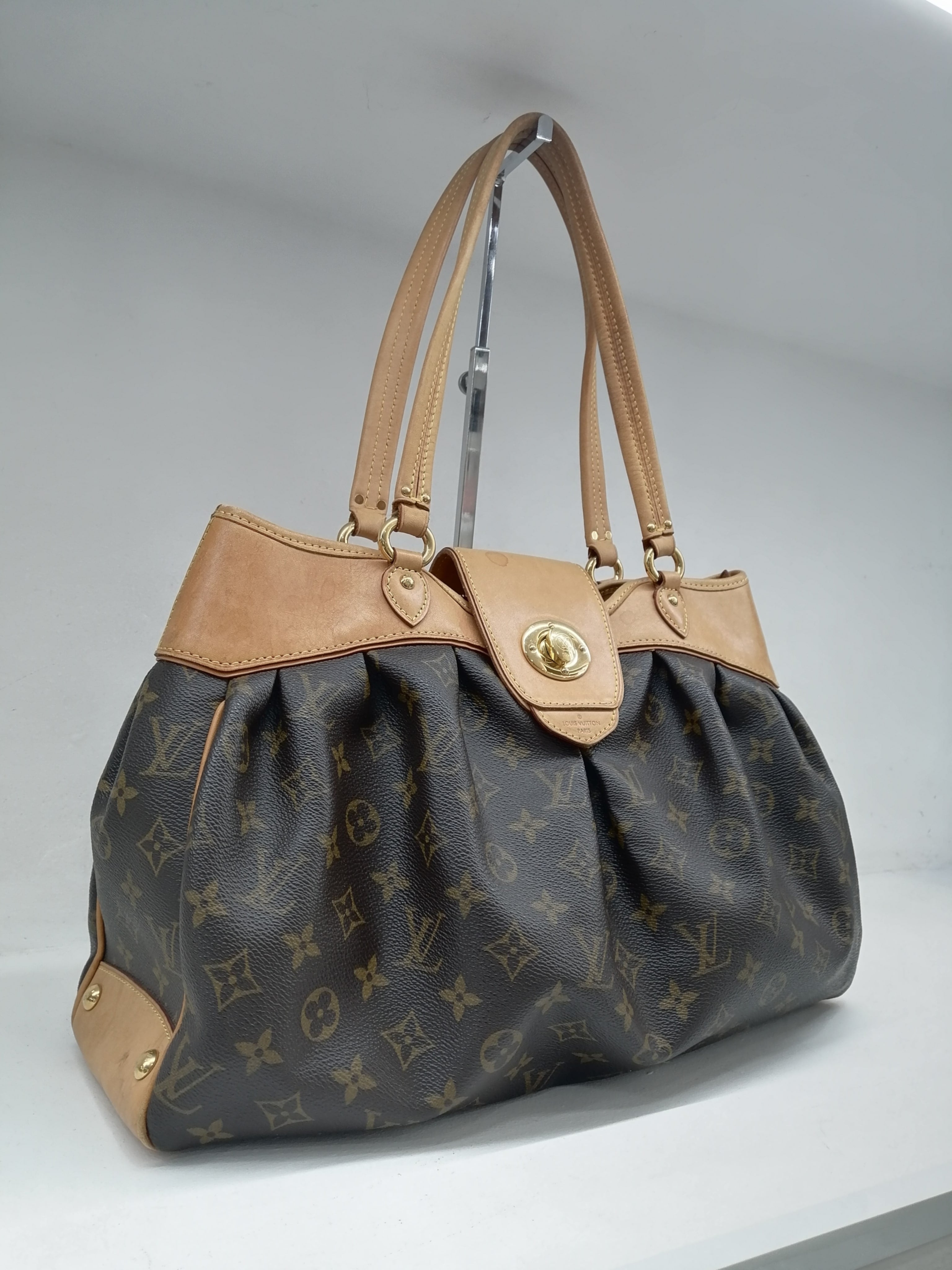 LOUIS VUITTON BOETIE MM