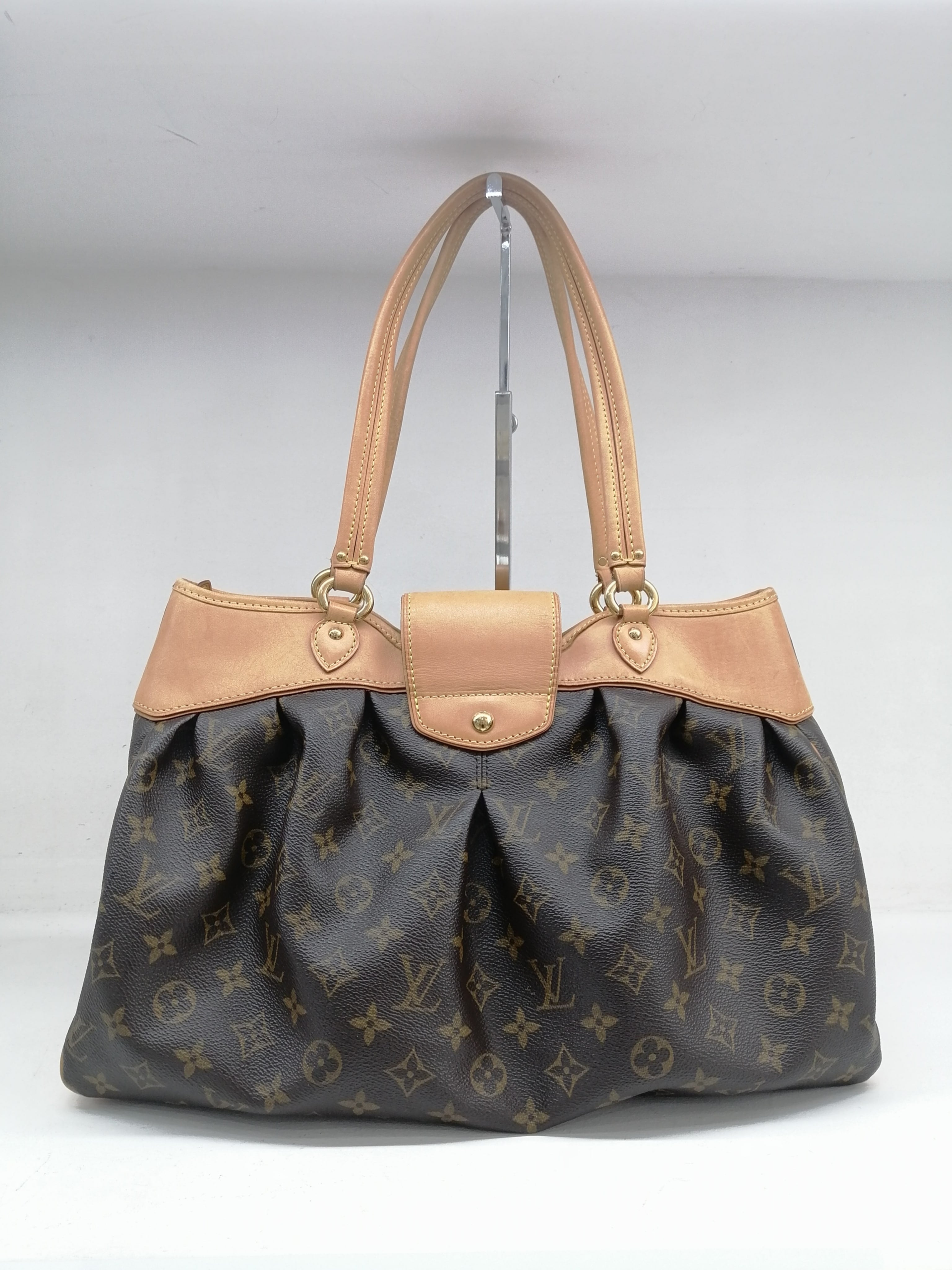 LOUIS VUITTON BOETIE MM