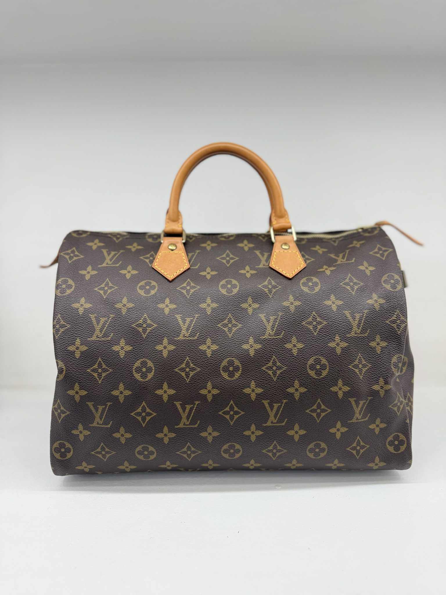 Louis Vuitton SPEEDY 35
