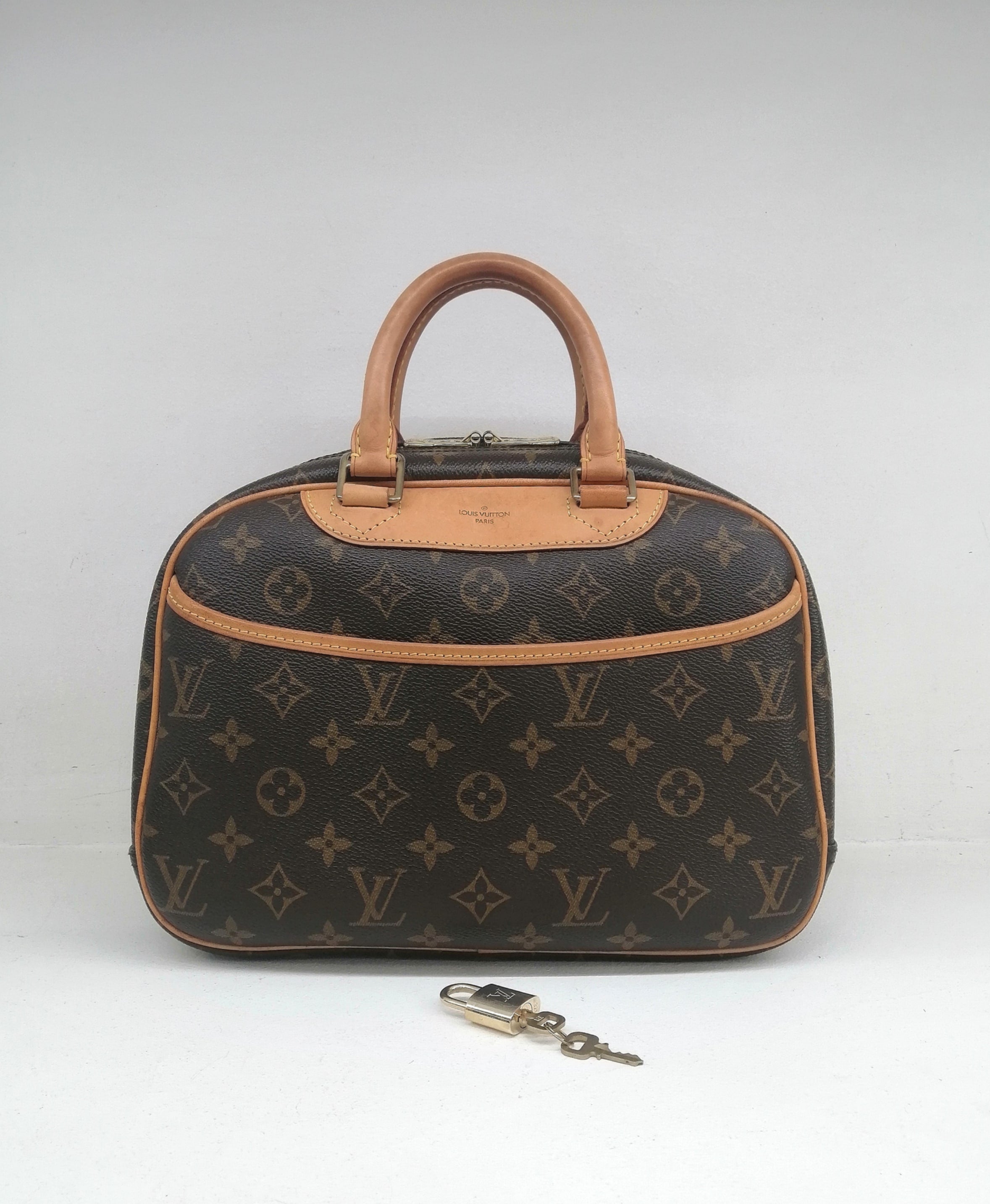 LOUIS VUITTON TROUVILLE