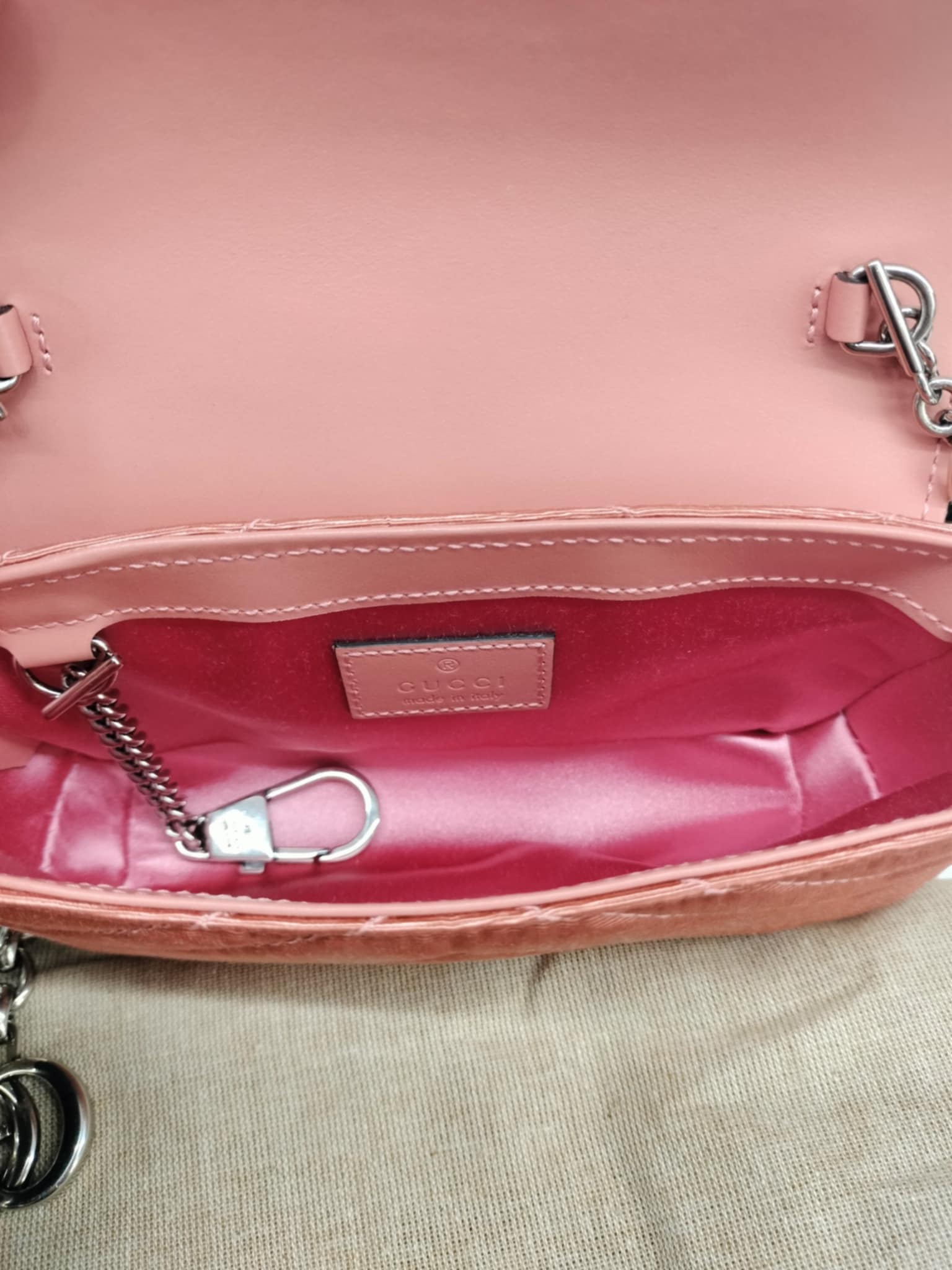 Gucci Crystal mini marmont