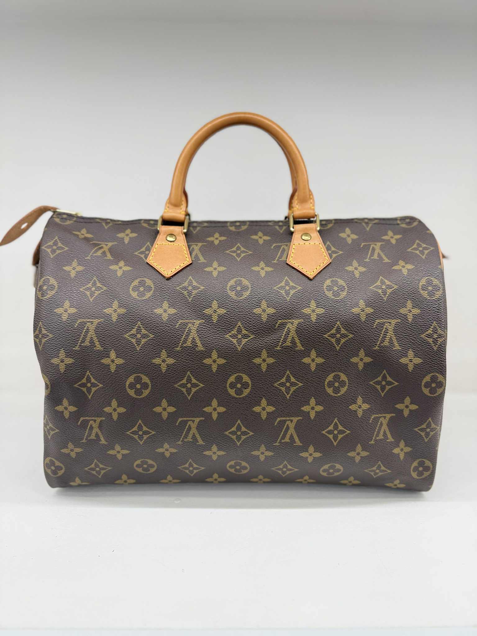 Louis Vuitton SPEEDY 35
