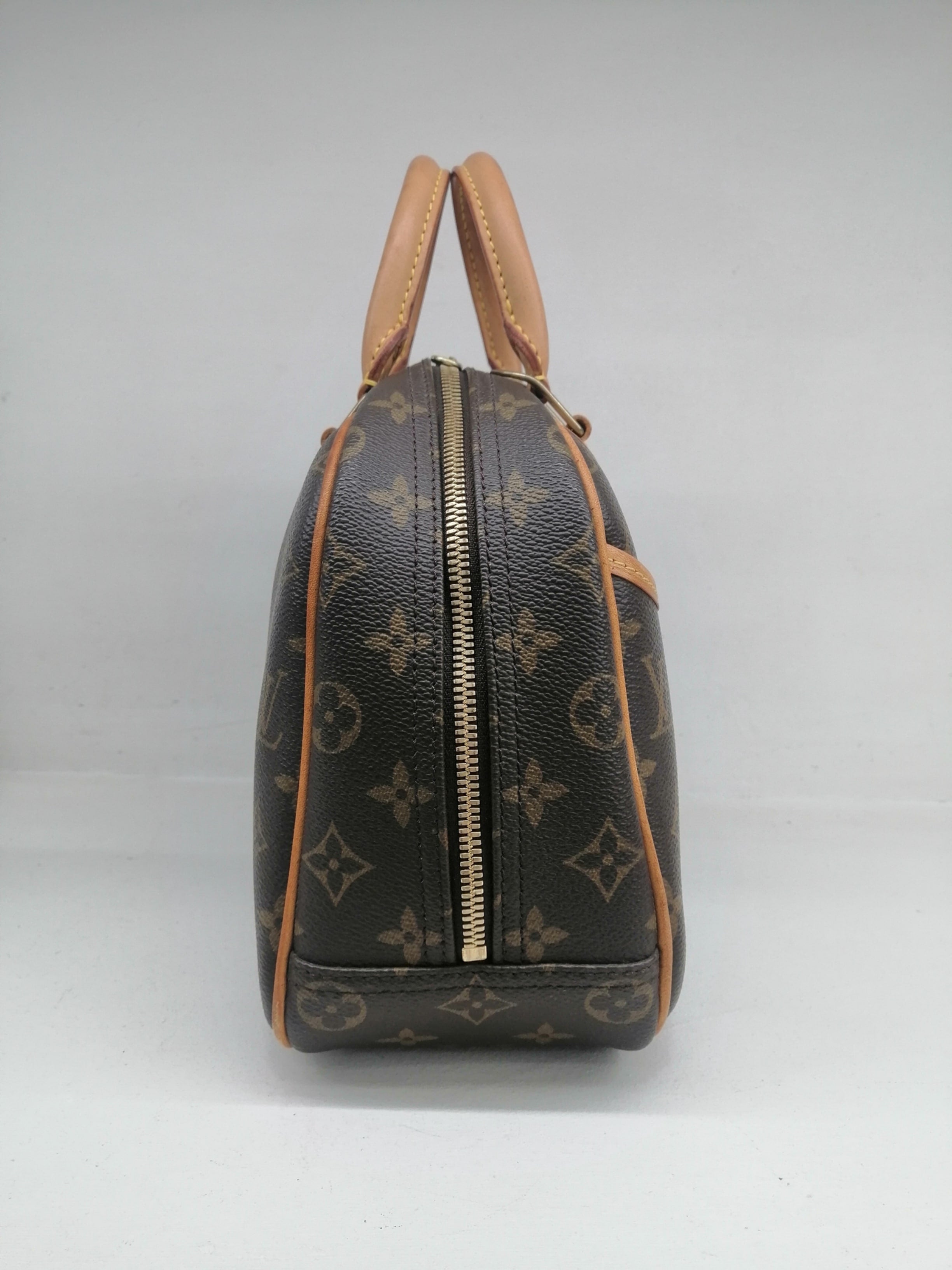 LOUIS VUITTON TROUVILLE