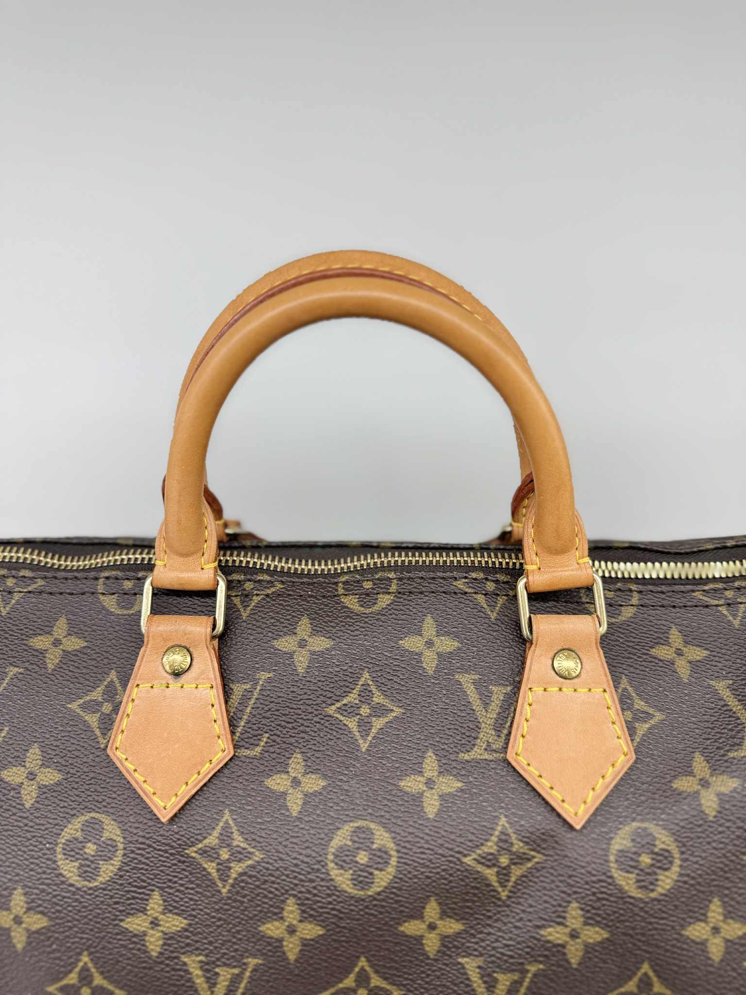Louis Vuitton SPEEDY 35