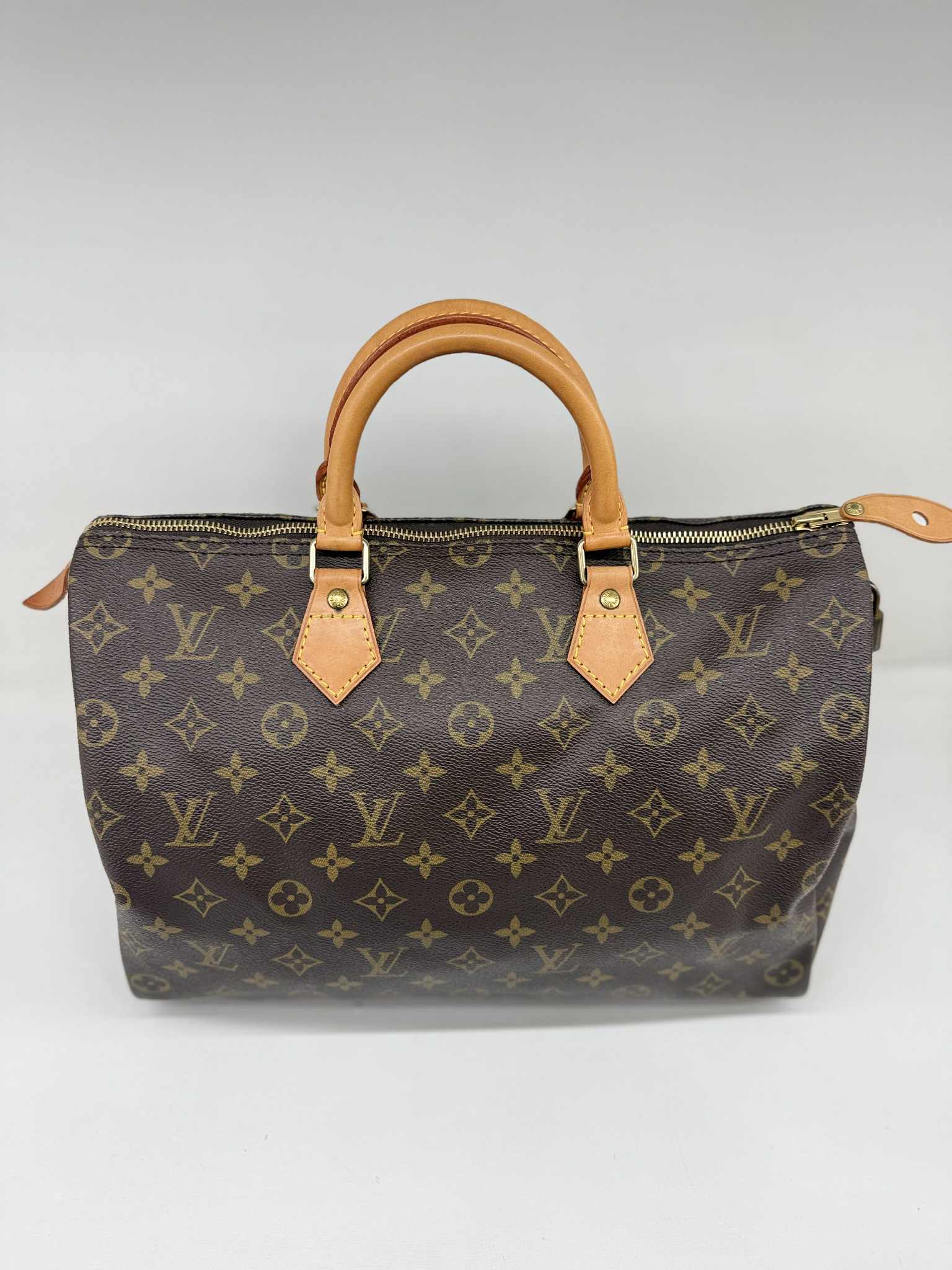 Louis Vuitton SPEEDY 35