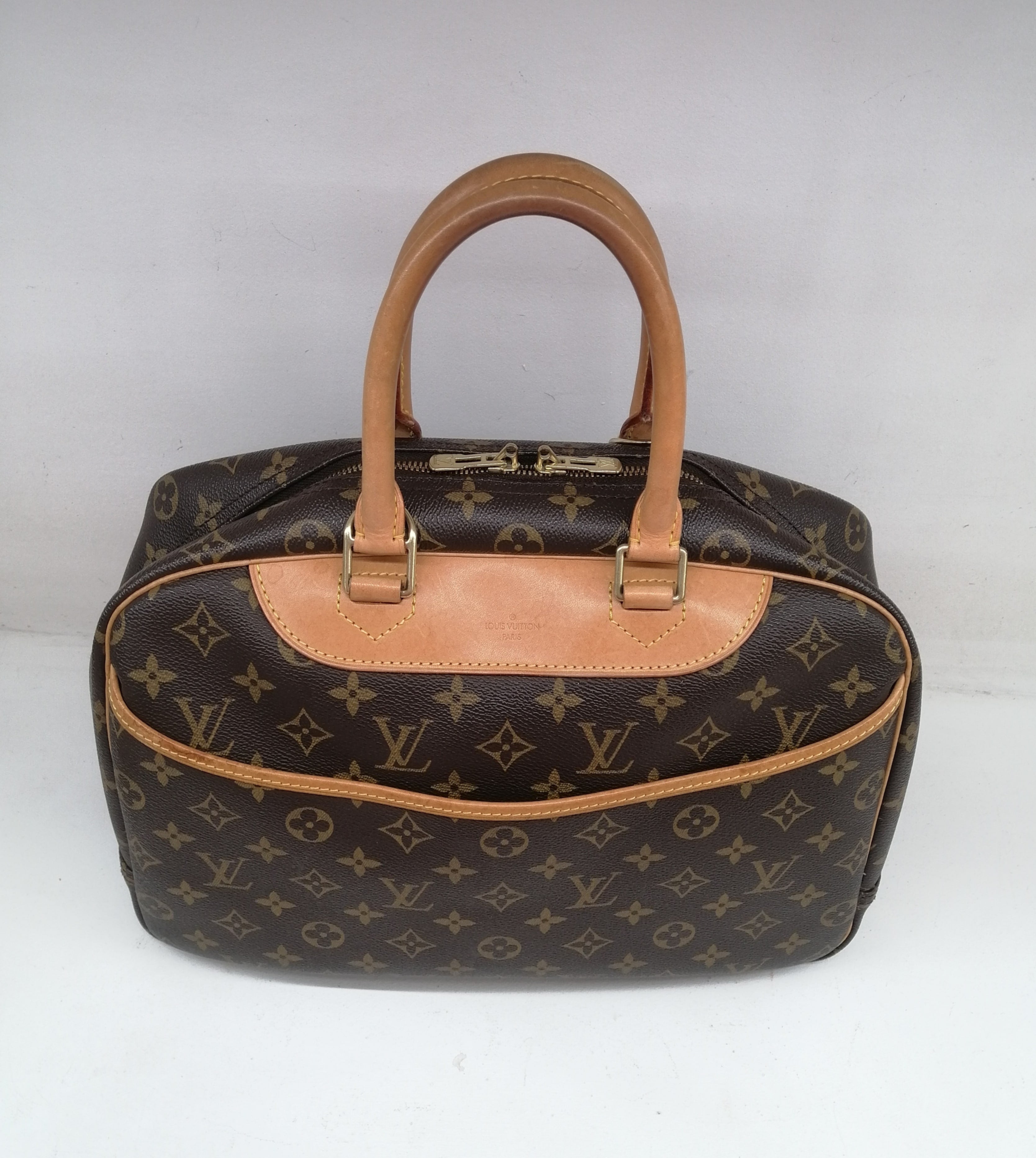 LOUIS VUITTON DEAUVILLE