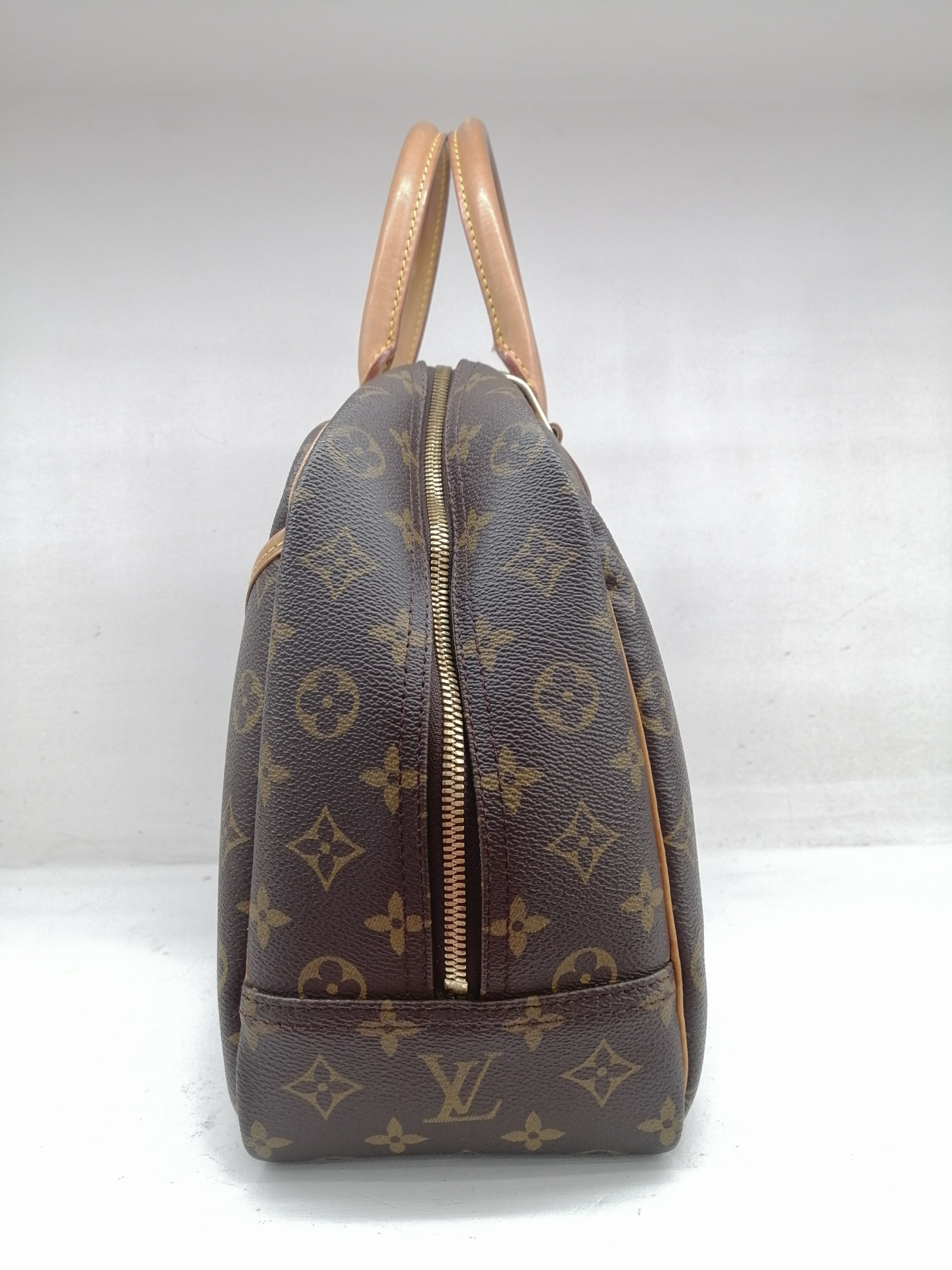 LOUIS VUITTON DEAUVILLE