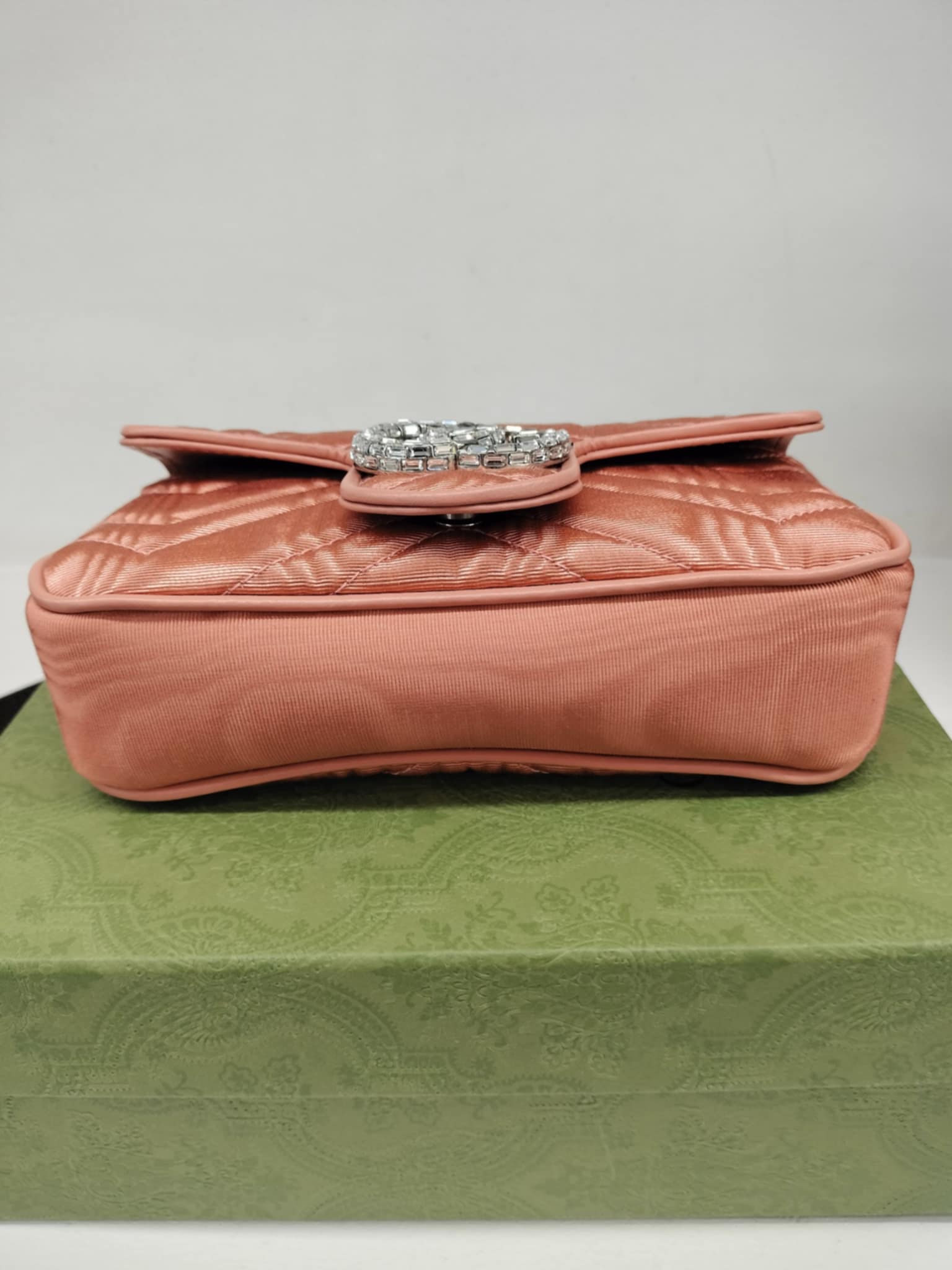 Gucci Crystal mini marmont