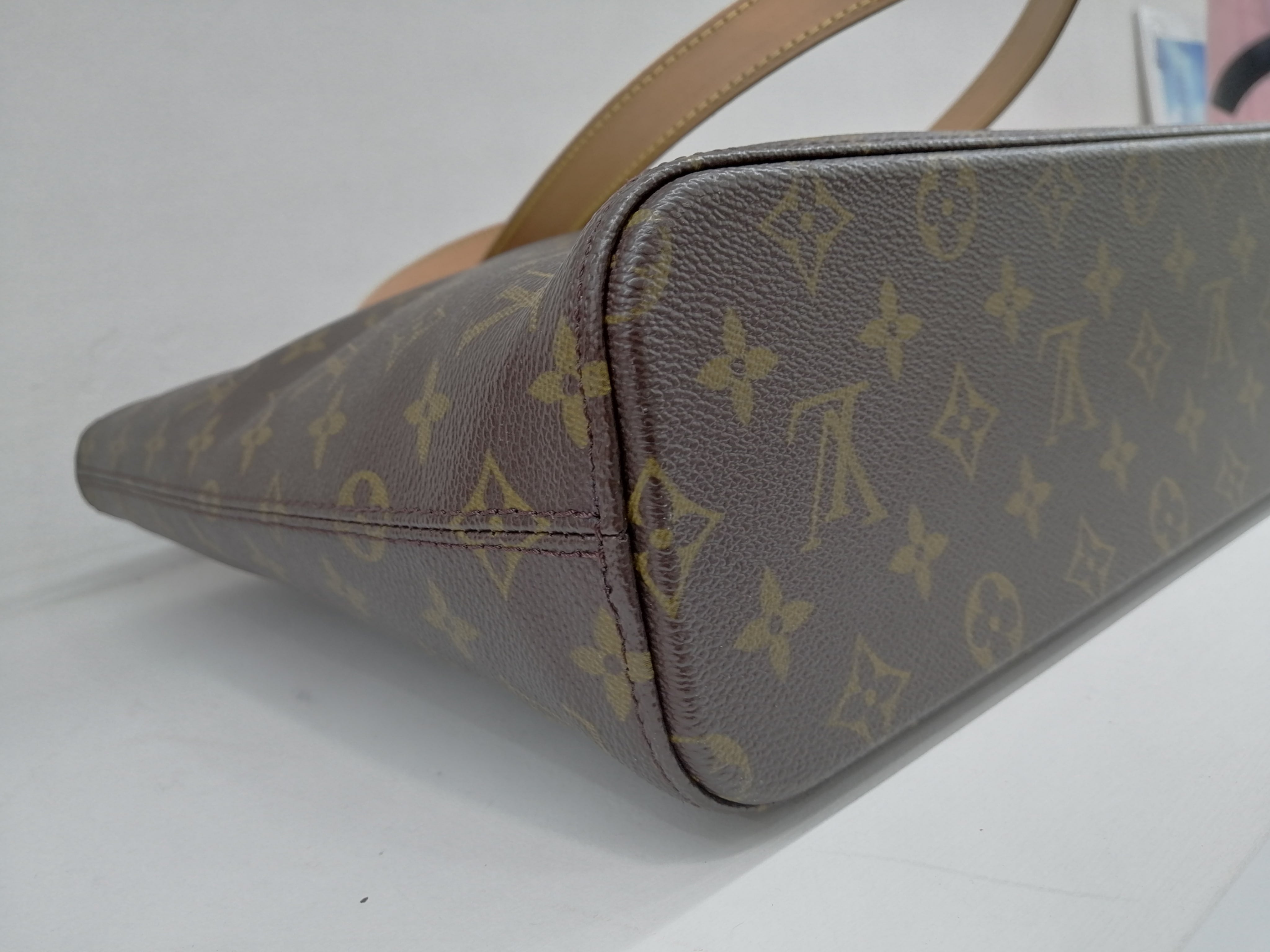 LOUIS VUITTON LUCO TOTE
