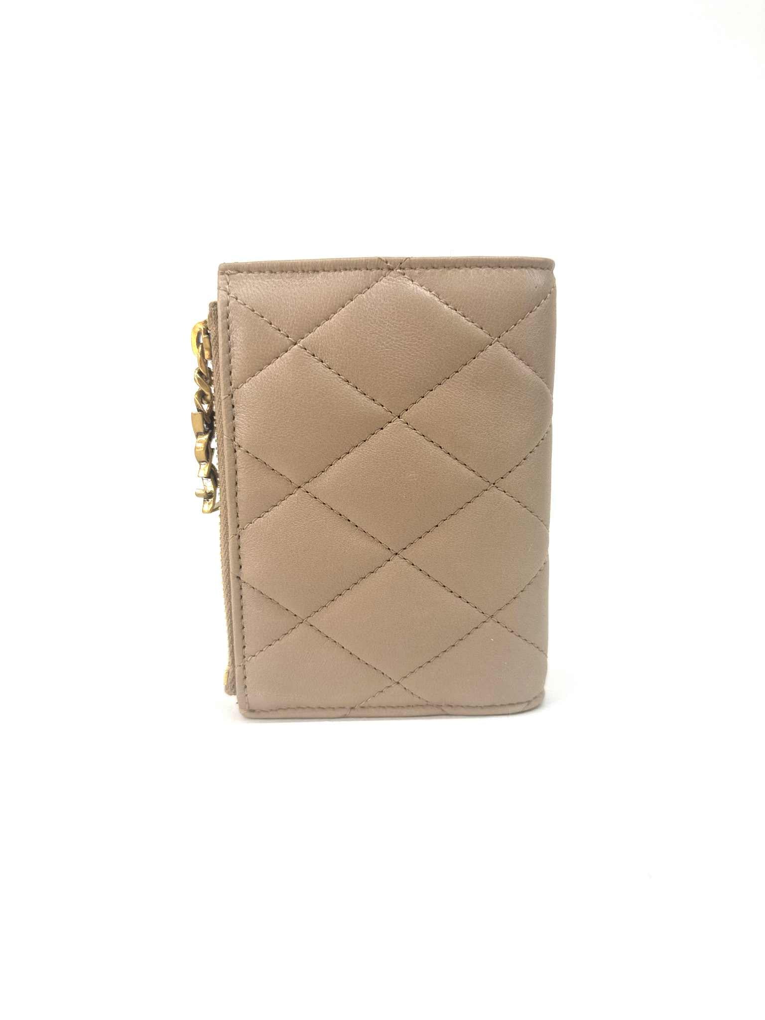 YSL PORTAFOGLI BI-FOLD IN PELLE D’AGNELLO