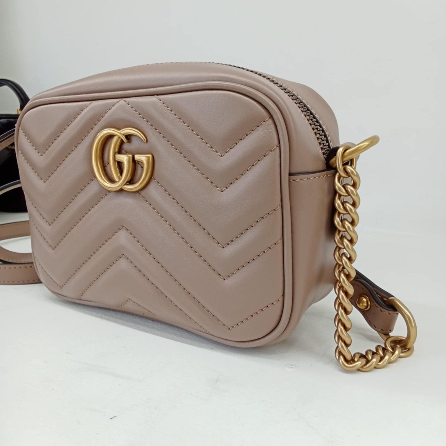 Gucci Mini camera bag GG Marmont