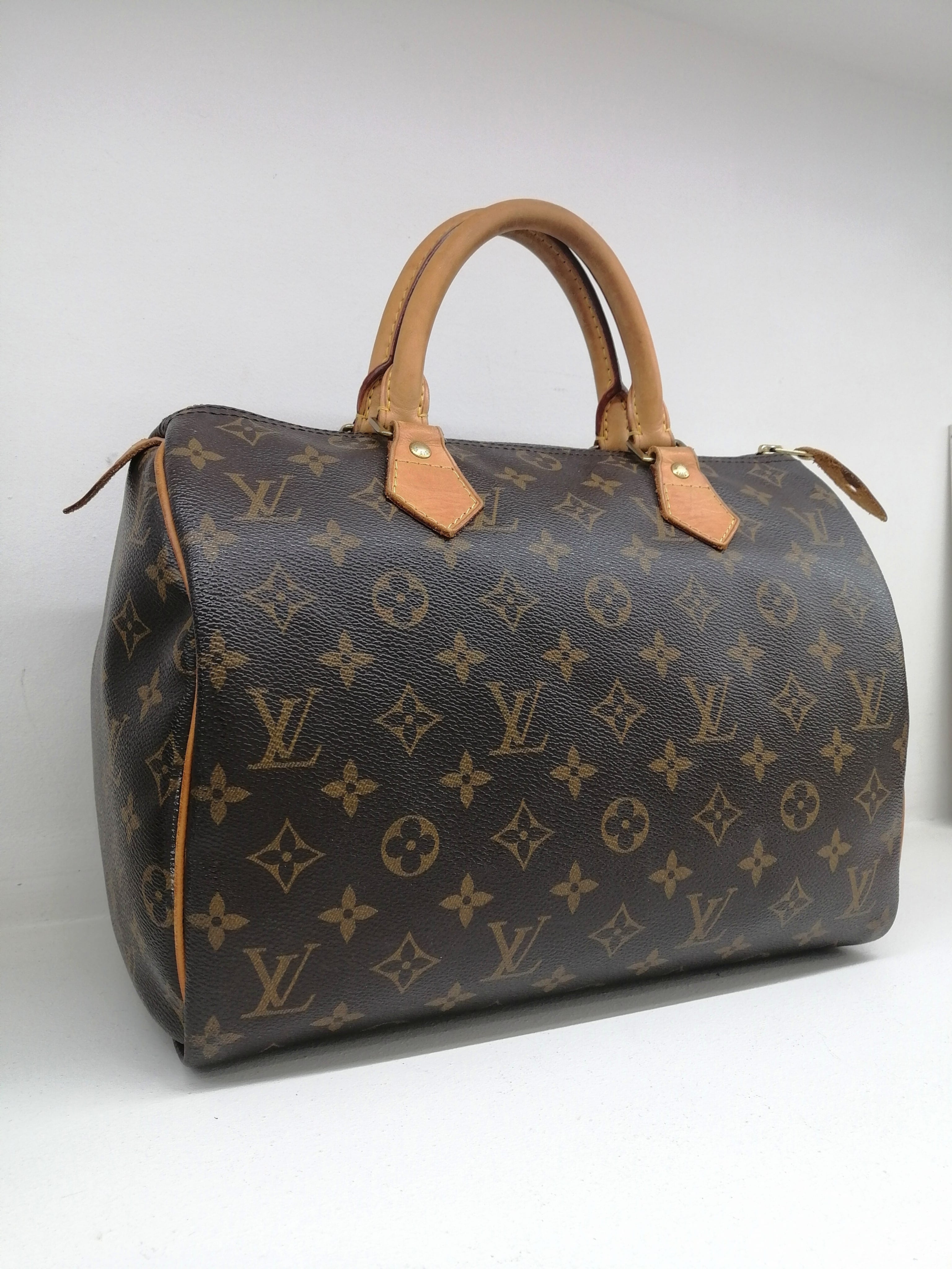 LOUIS VUITTON SPEEDY 30
