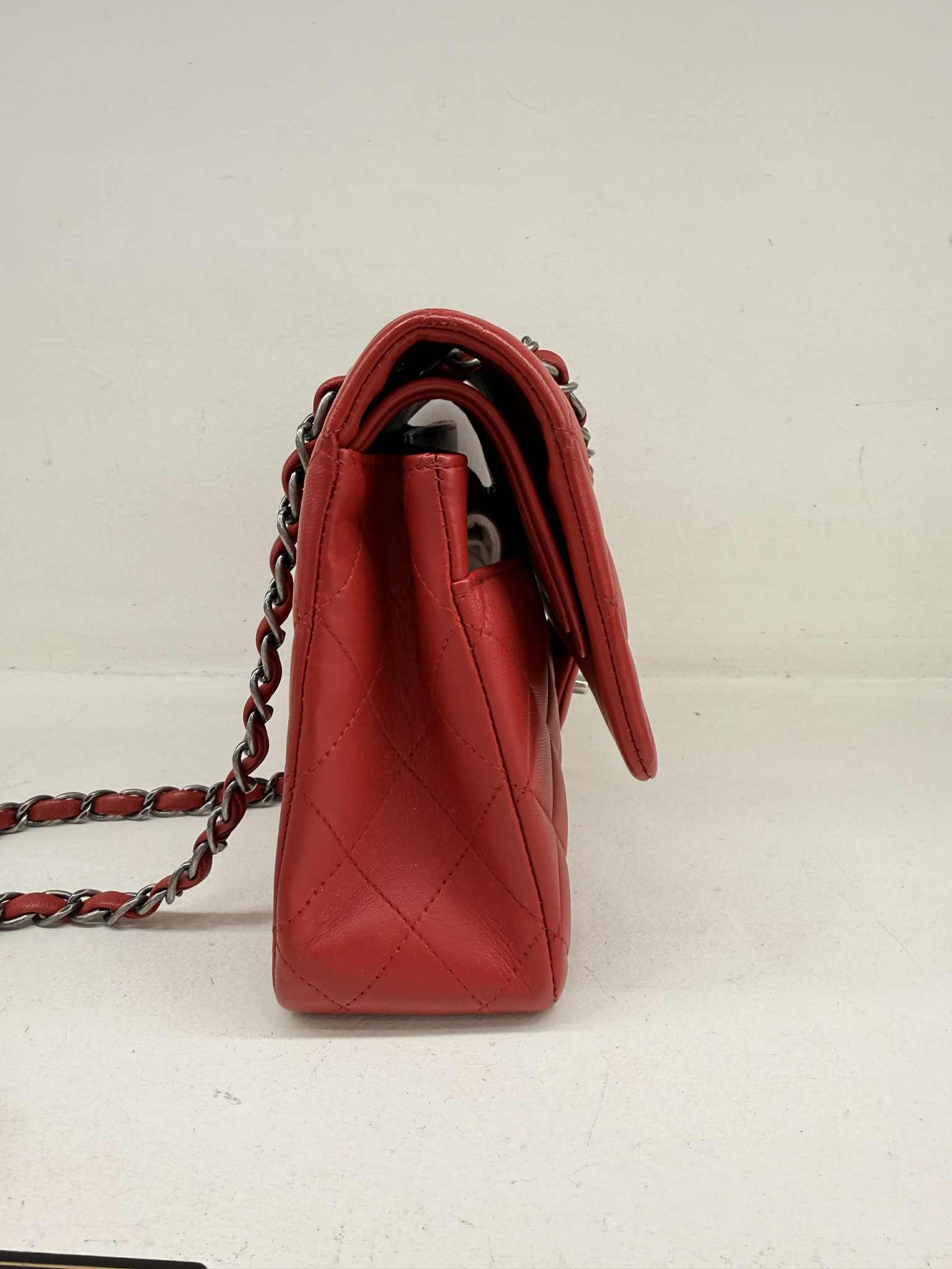 CHANEL TIMELESS CLASSIC RED