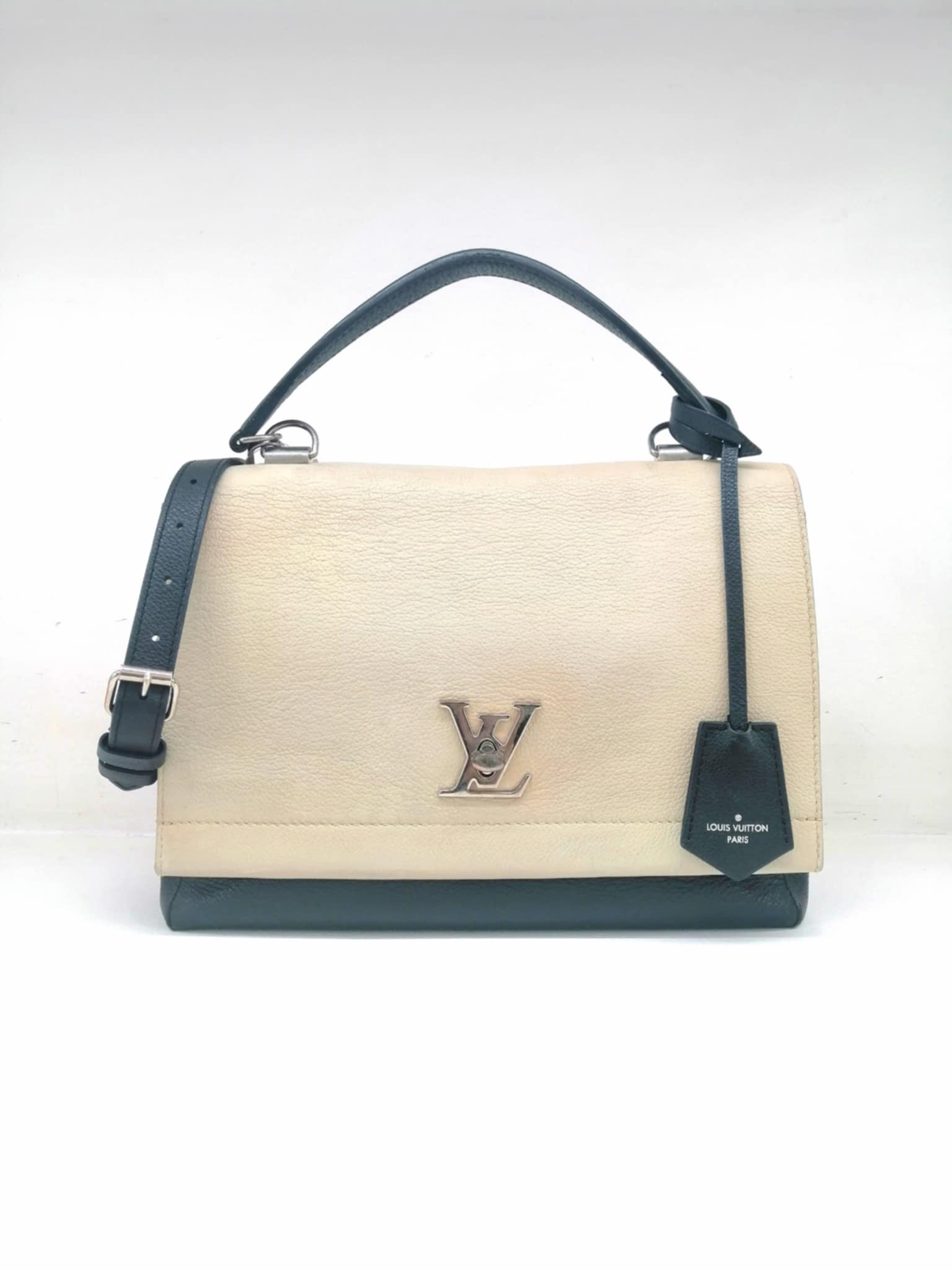 LOUIS VUITTON LOCKME II